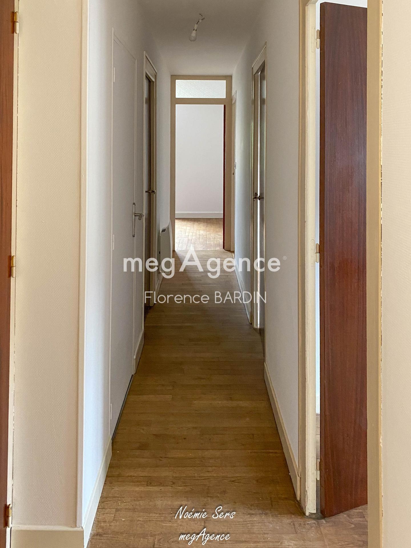 Miniature photo - 12 / 12