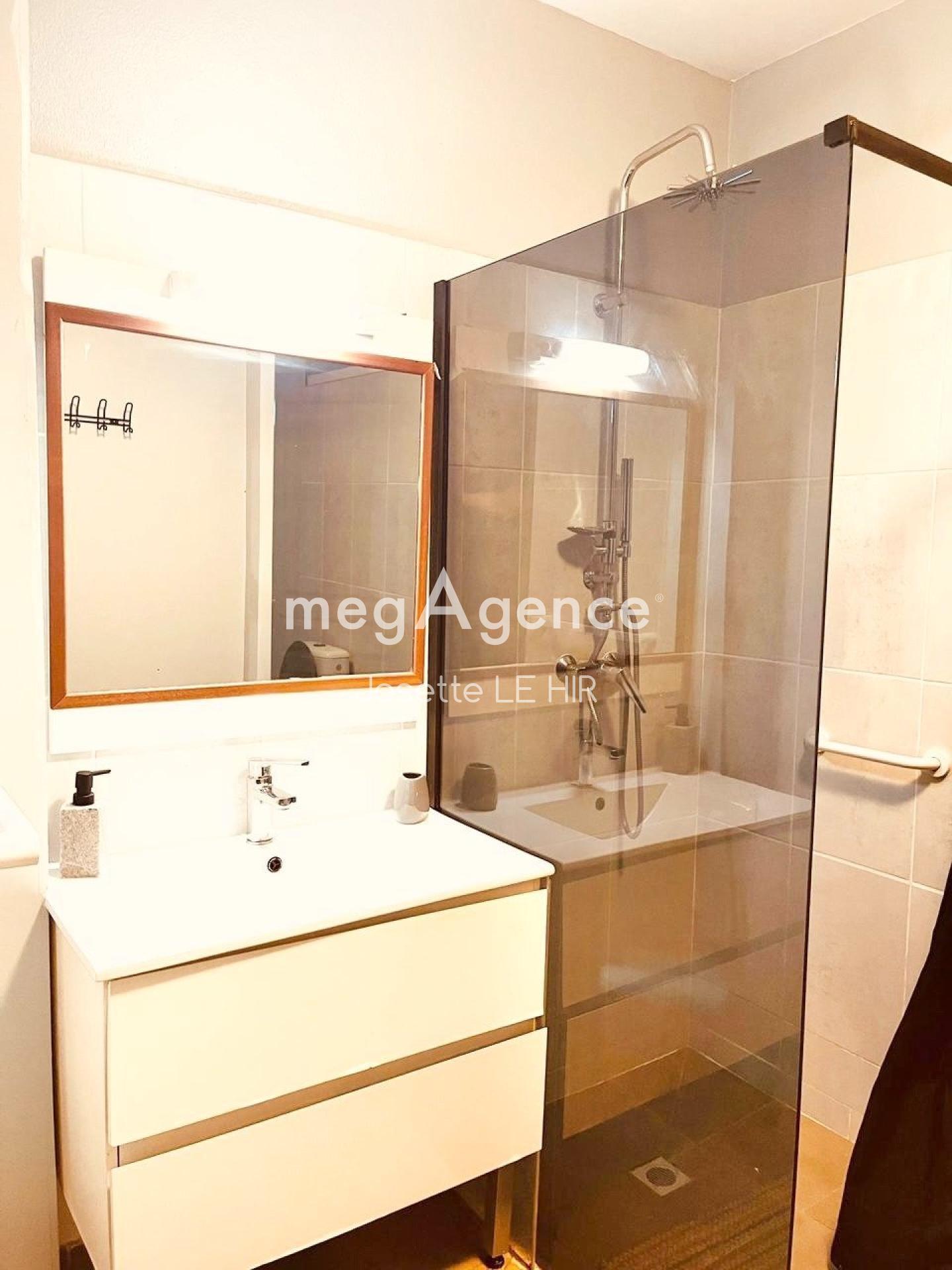 Miniature photo - 2 / 9