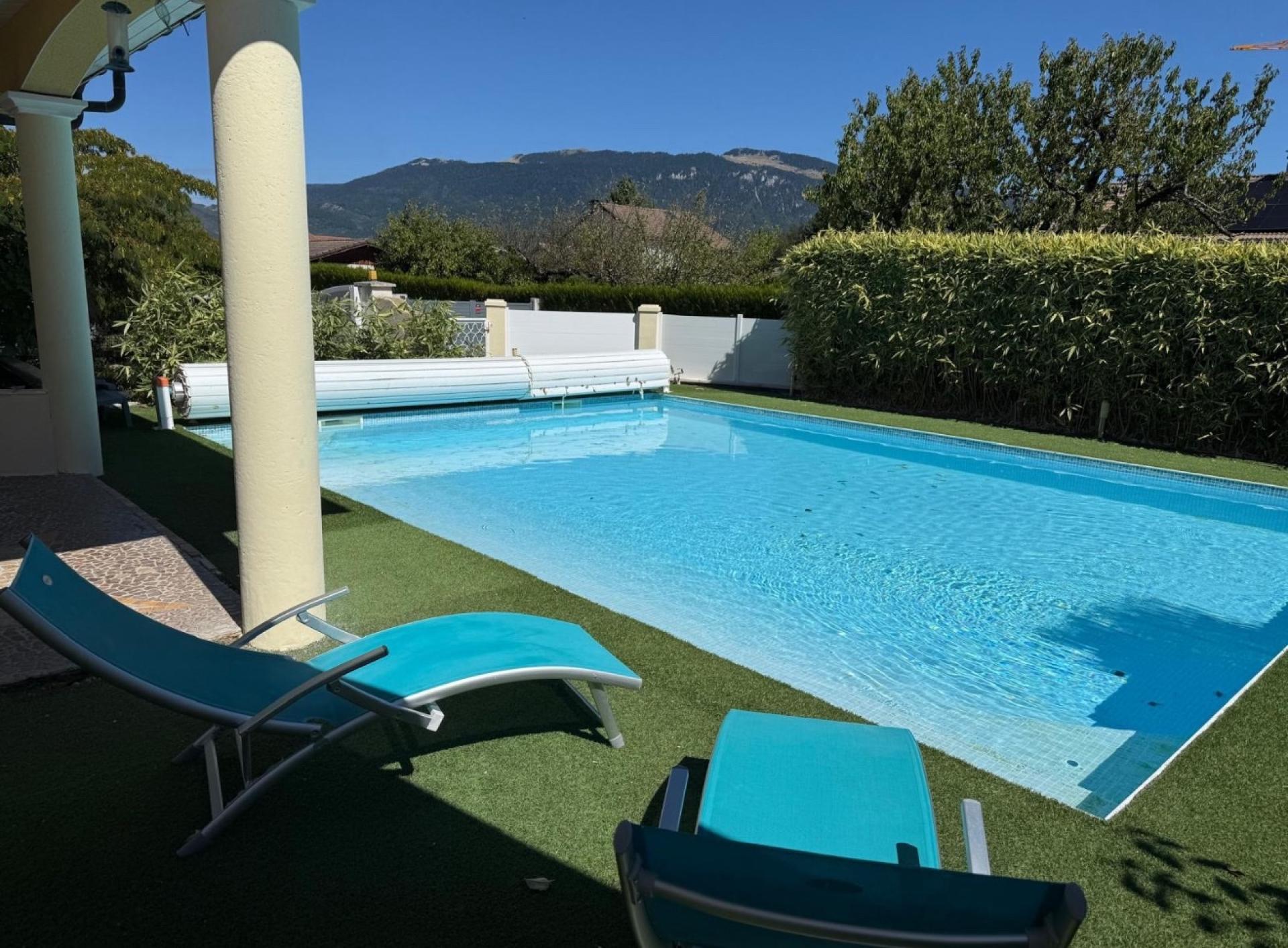 Miniature photo - 3 / 17