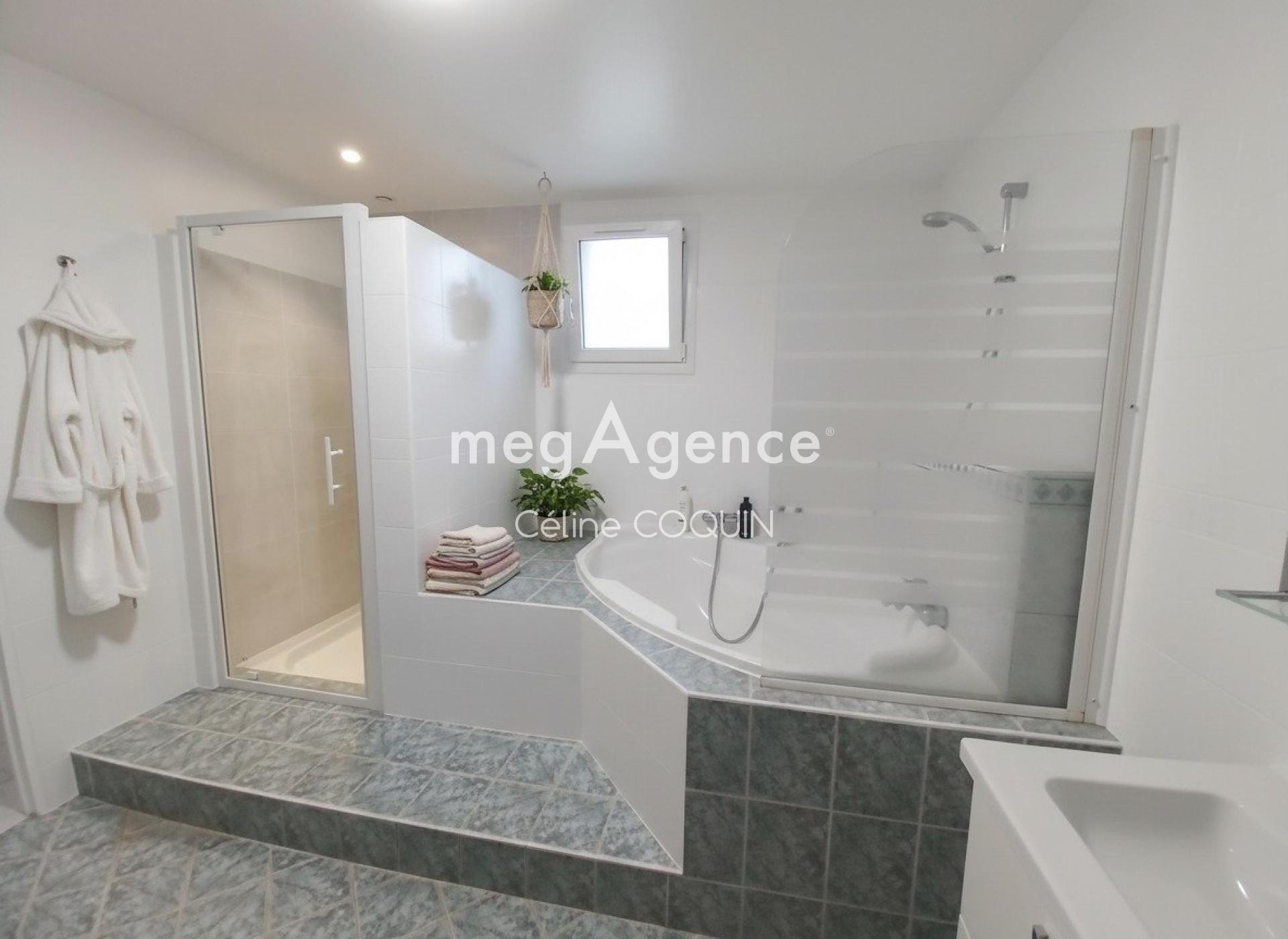 Miniature photo - 9 / 18