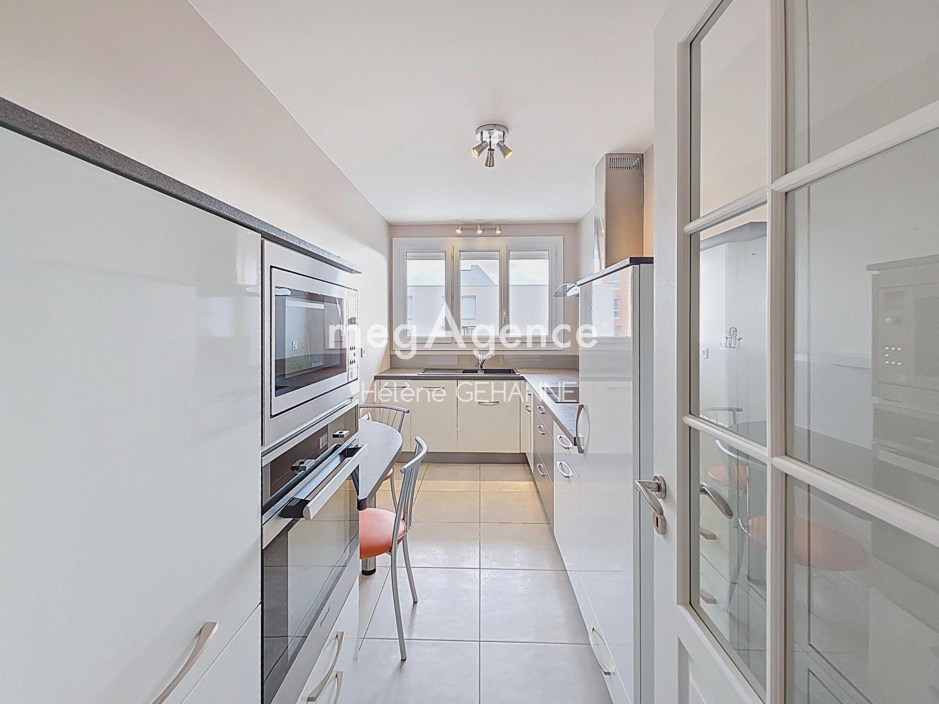 Miniature photo - 4 / 19