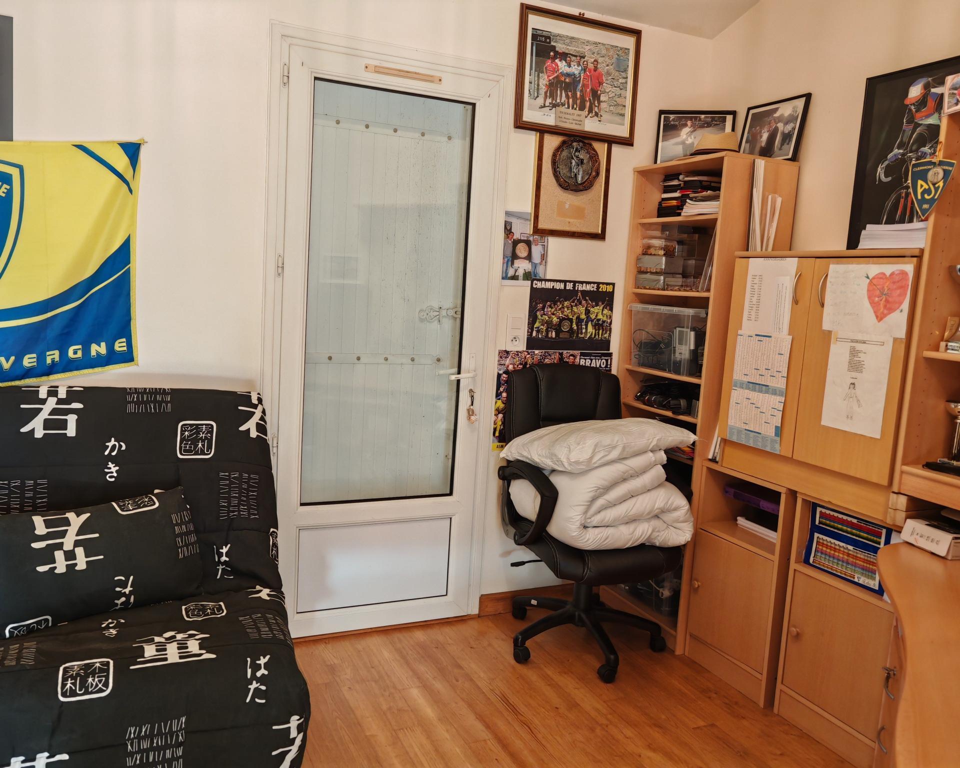 Miniature photo - 12 / 12