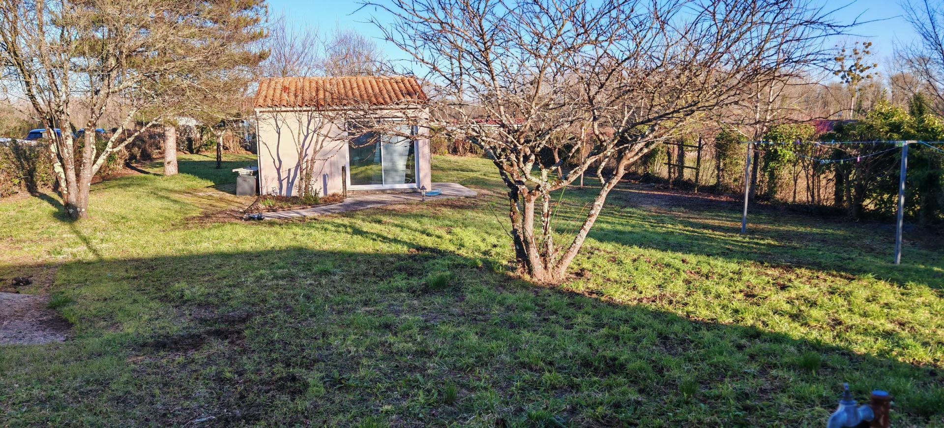 Miniature photo - 2 / 12