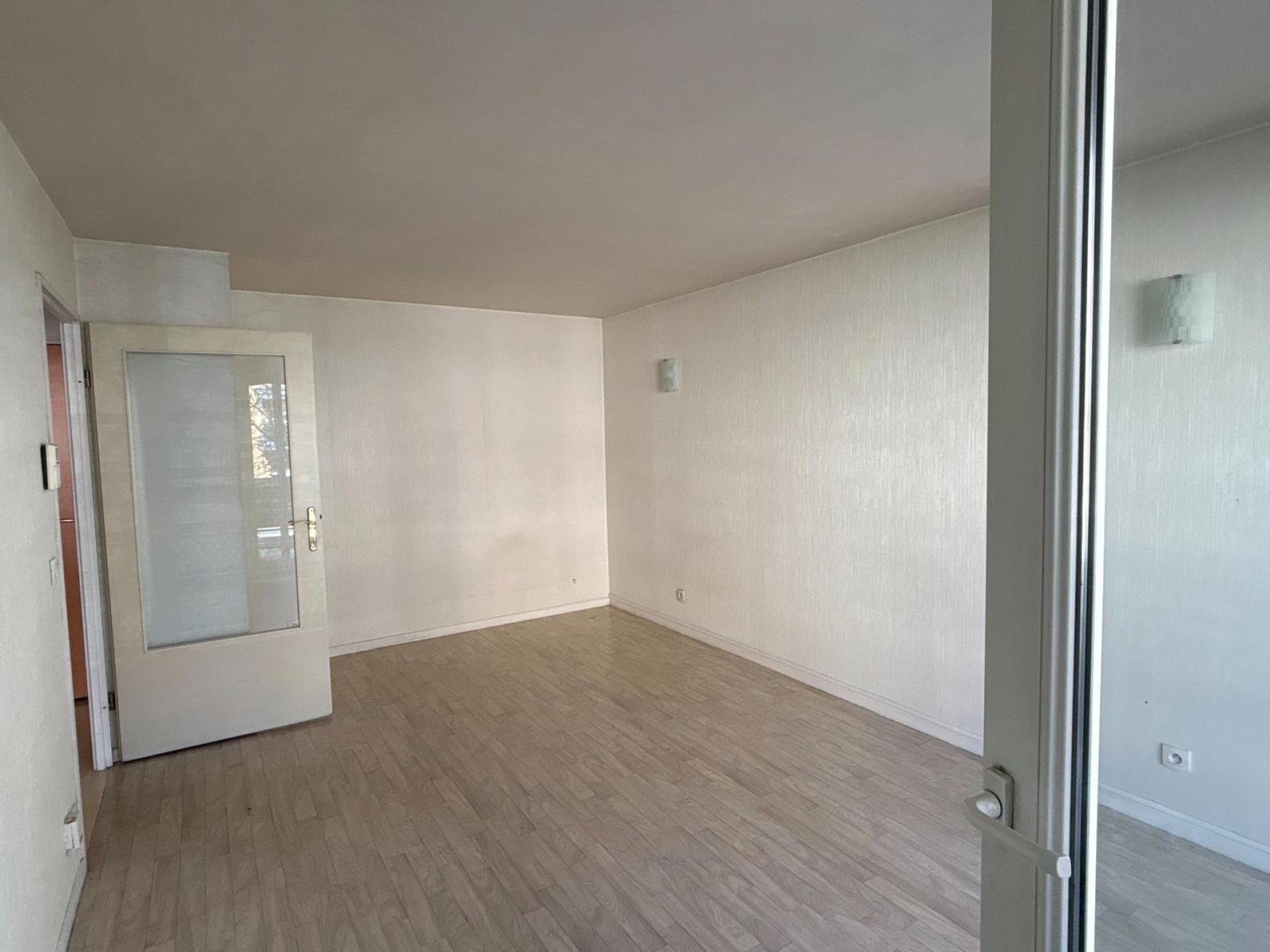 Miniature photo - 2 / 7