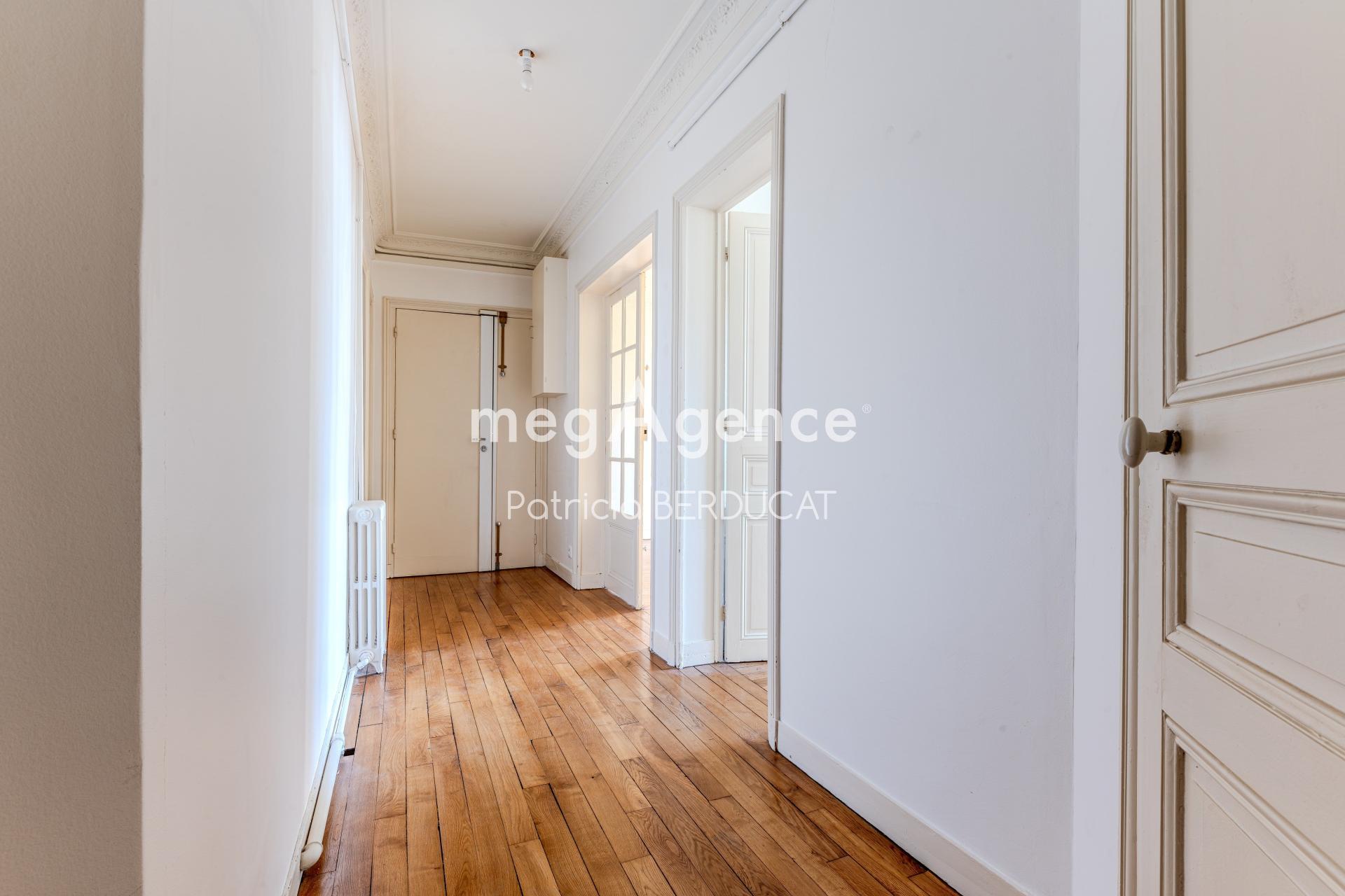 Miniature photo - 5 / 9