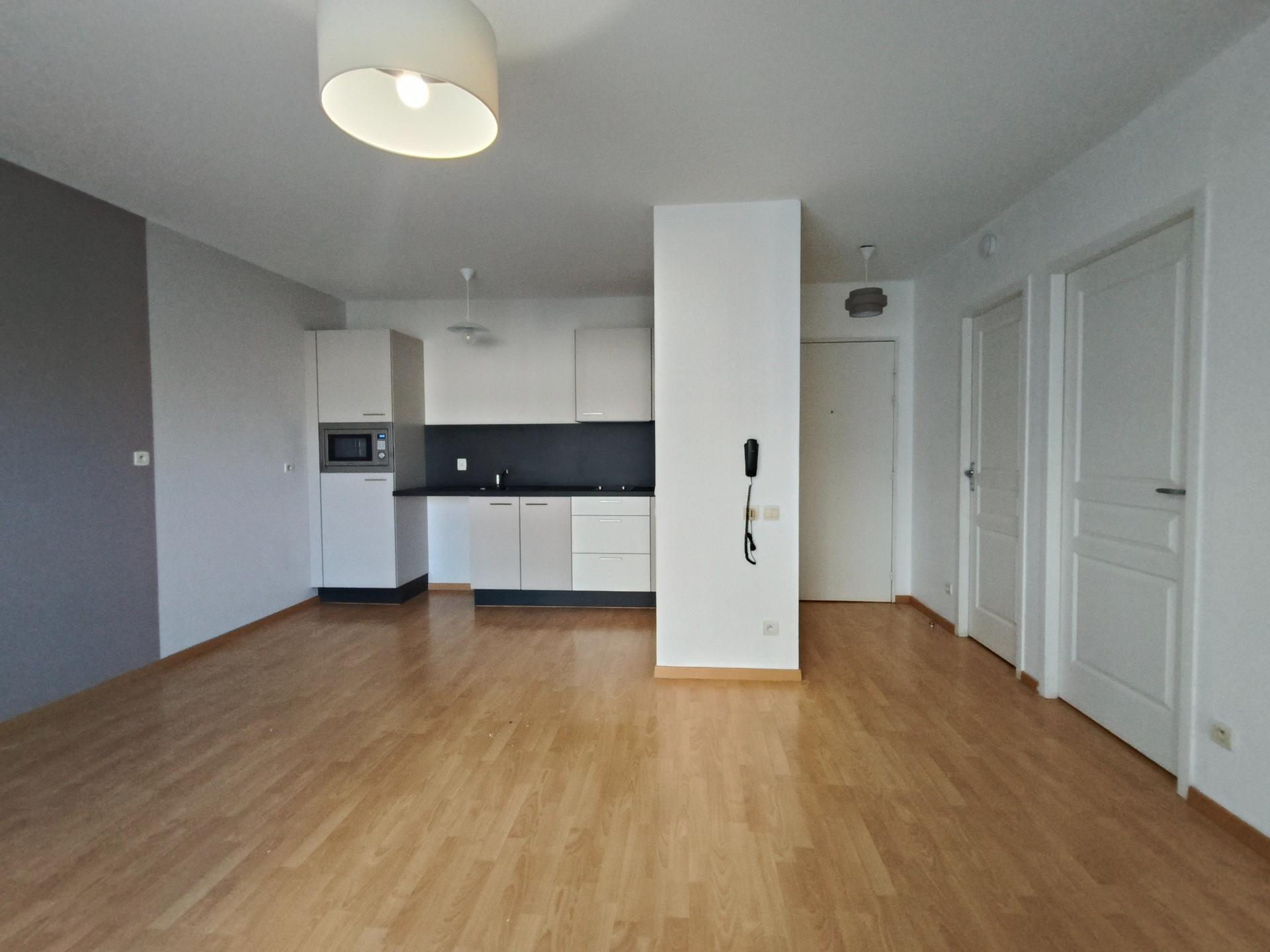 Miniature photo - 2 / 9