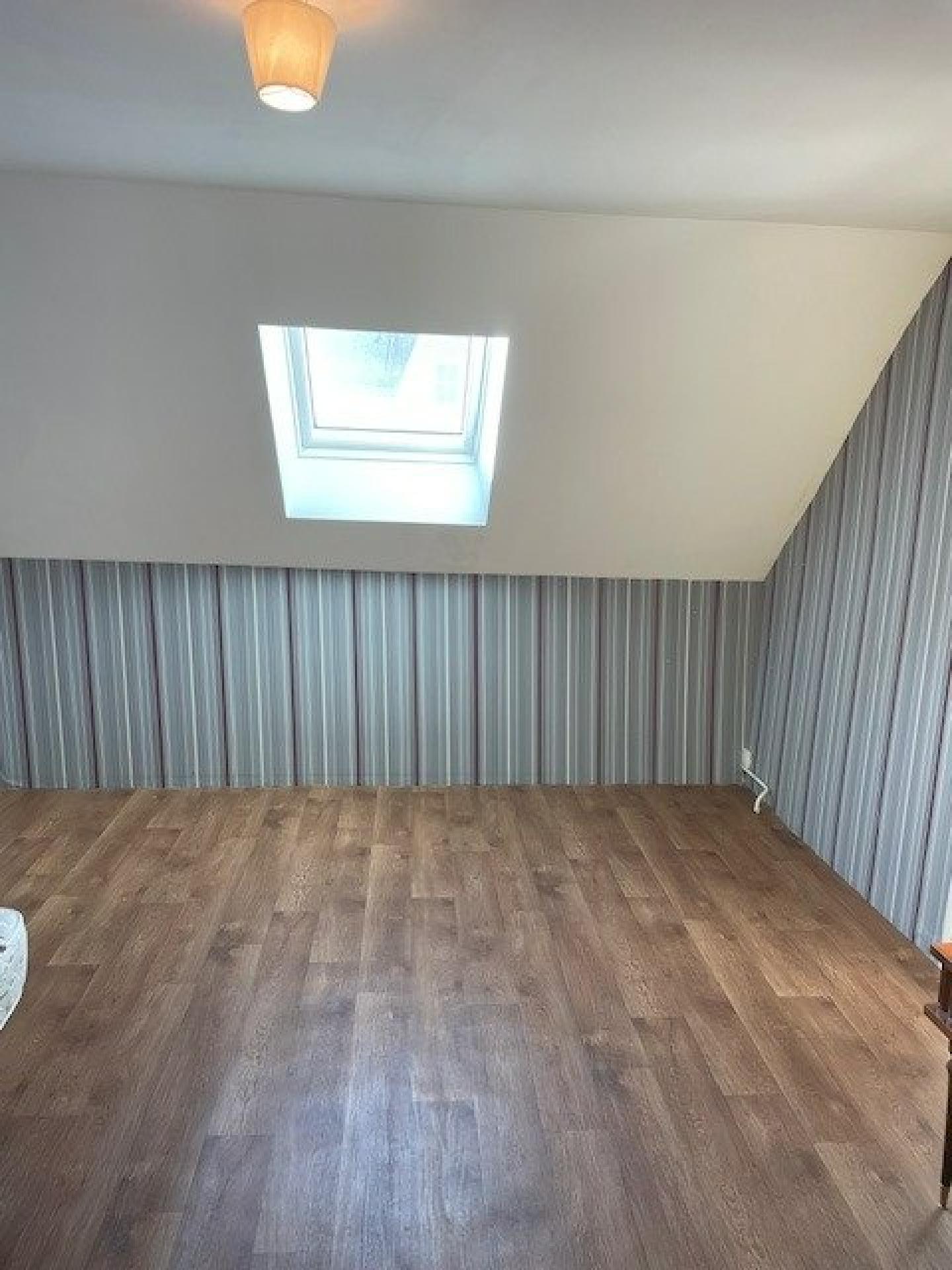 Miniature photo - 5 / 9