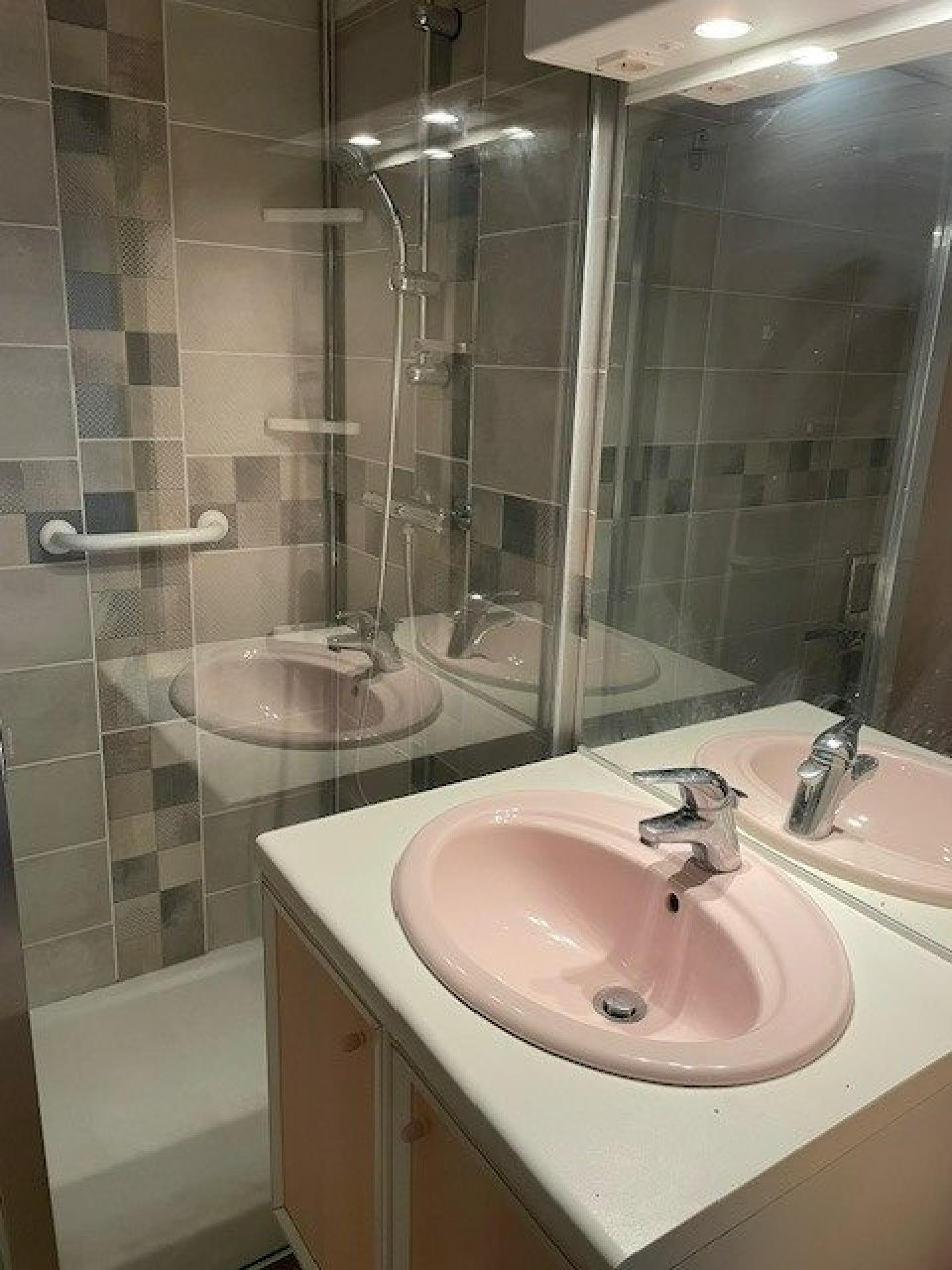 Miniature photo - 4 / 9