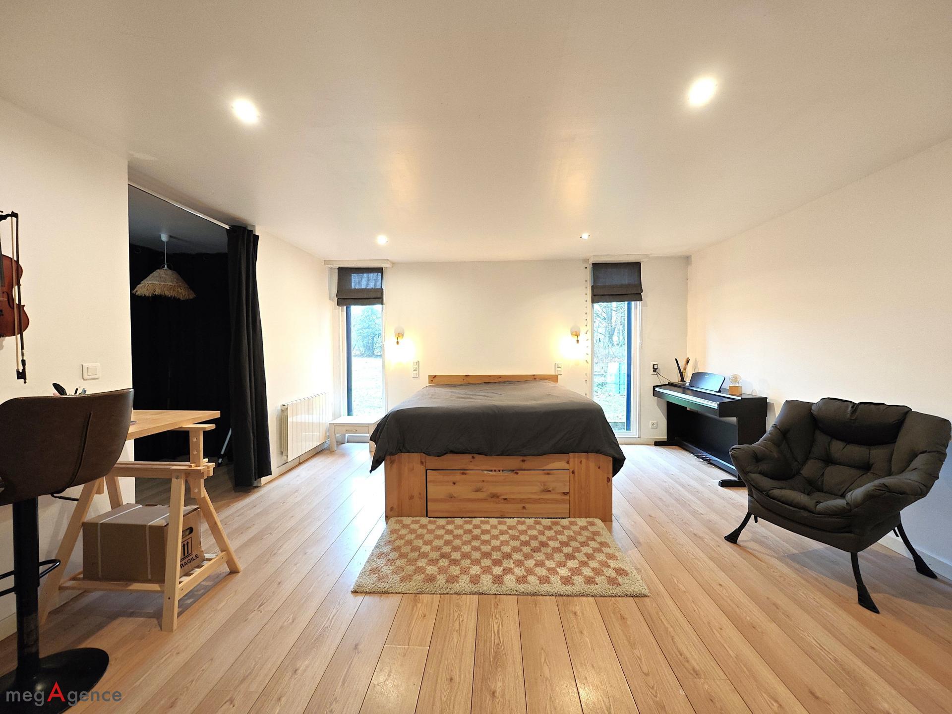 Miniature photo - 9 / 17