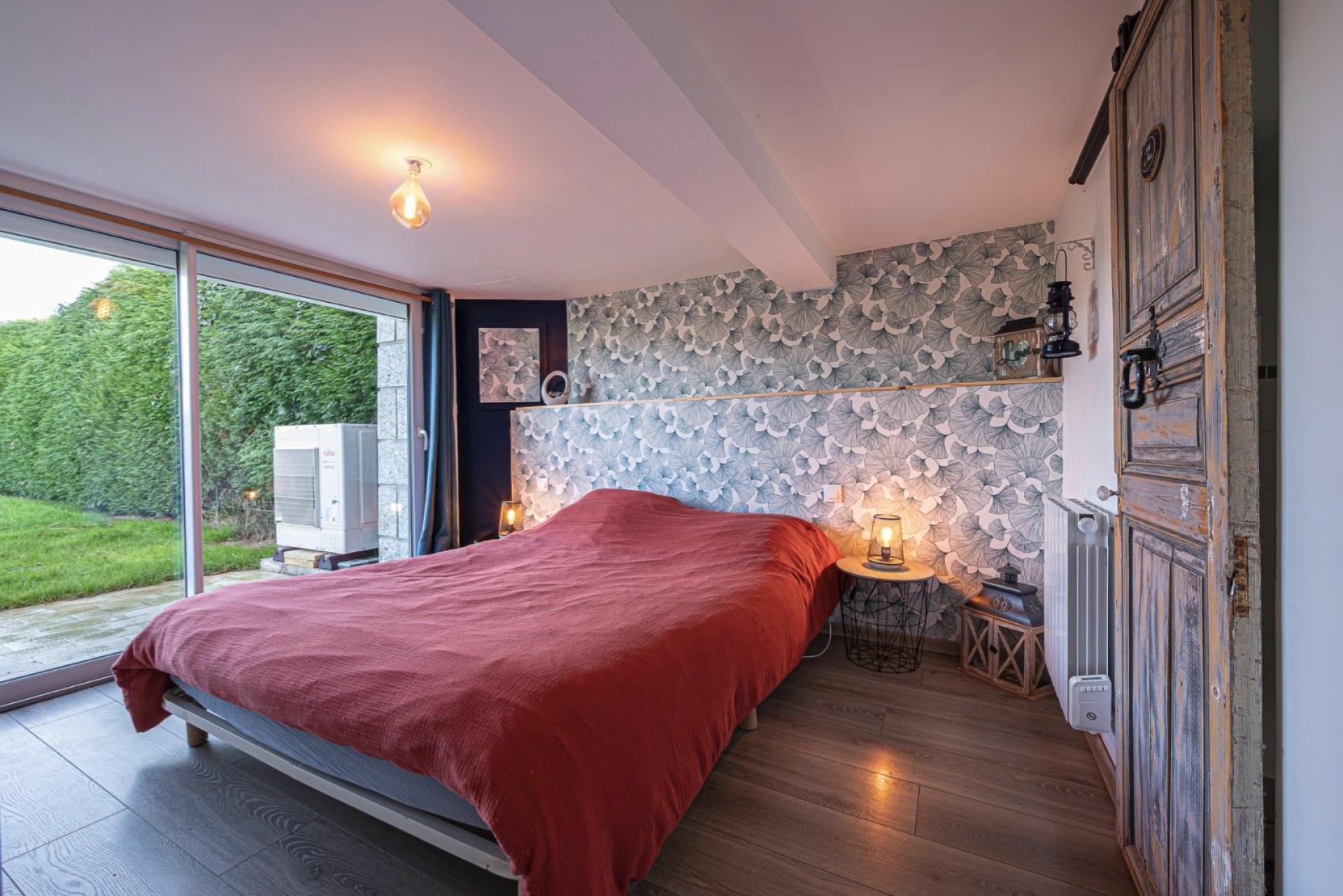 Miniature photo - 5 / 10