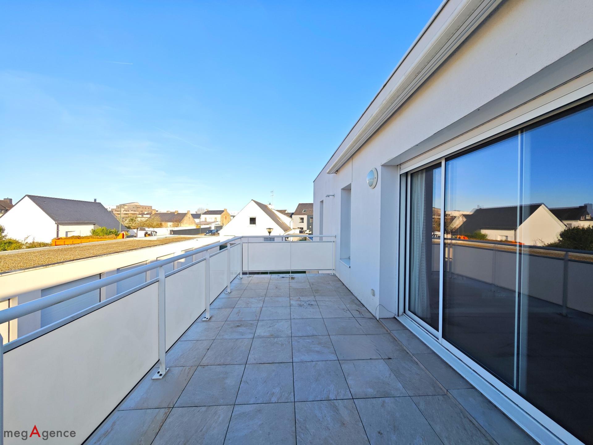 Miniature photo - 2 / 13