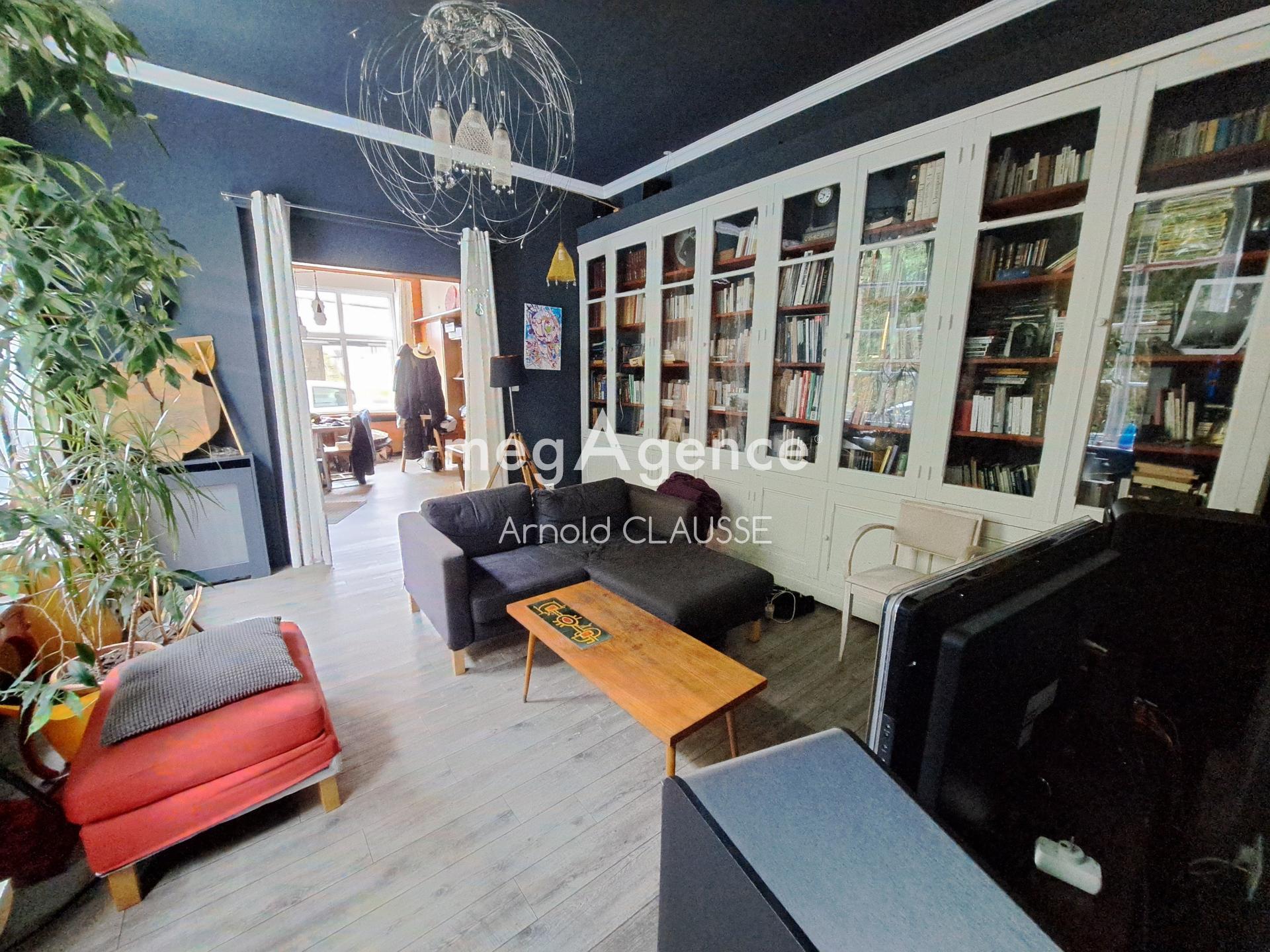 Miniature photo - 2 / 13