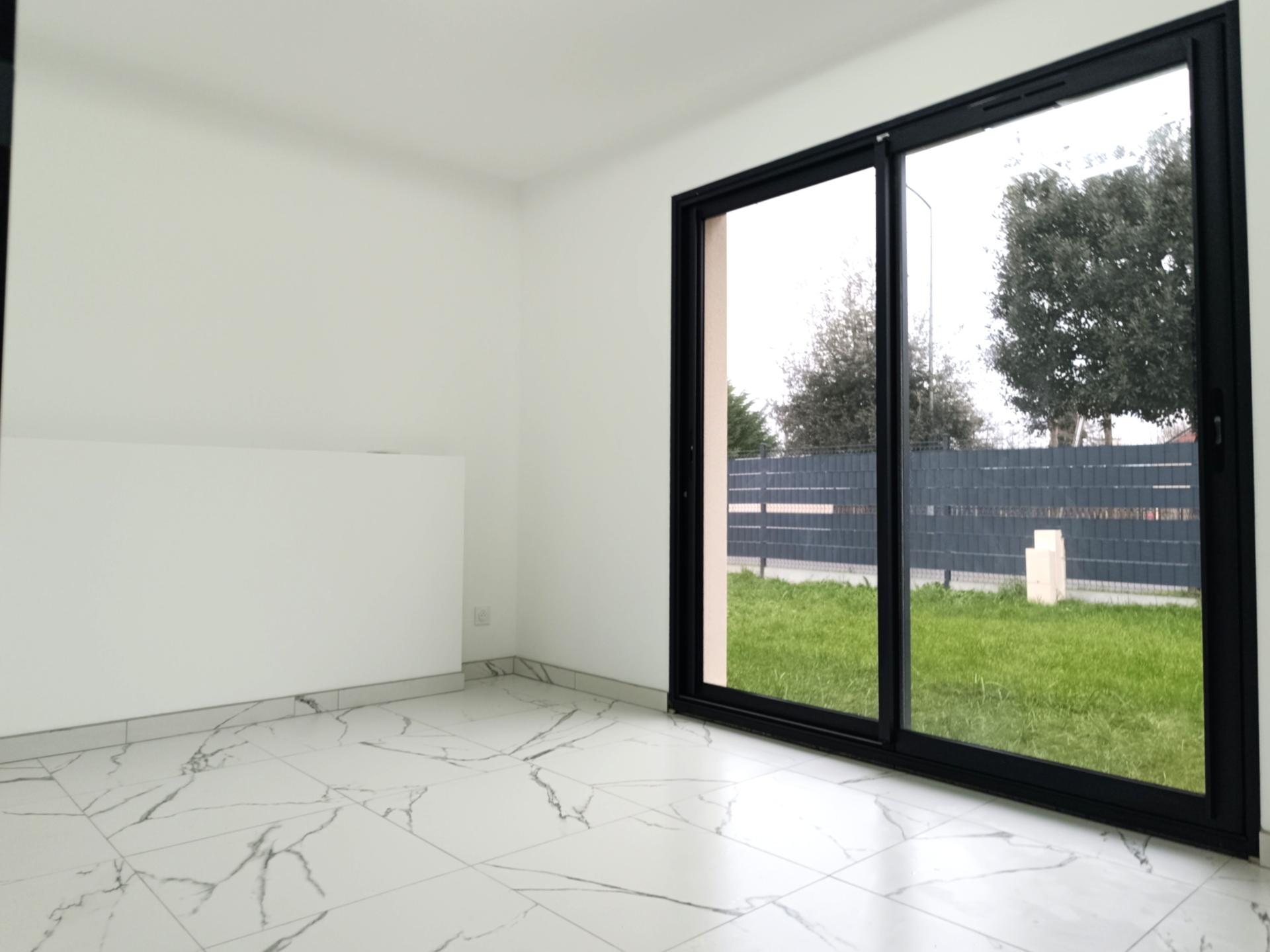 Miniature photo - 5 / 9