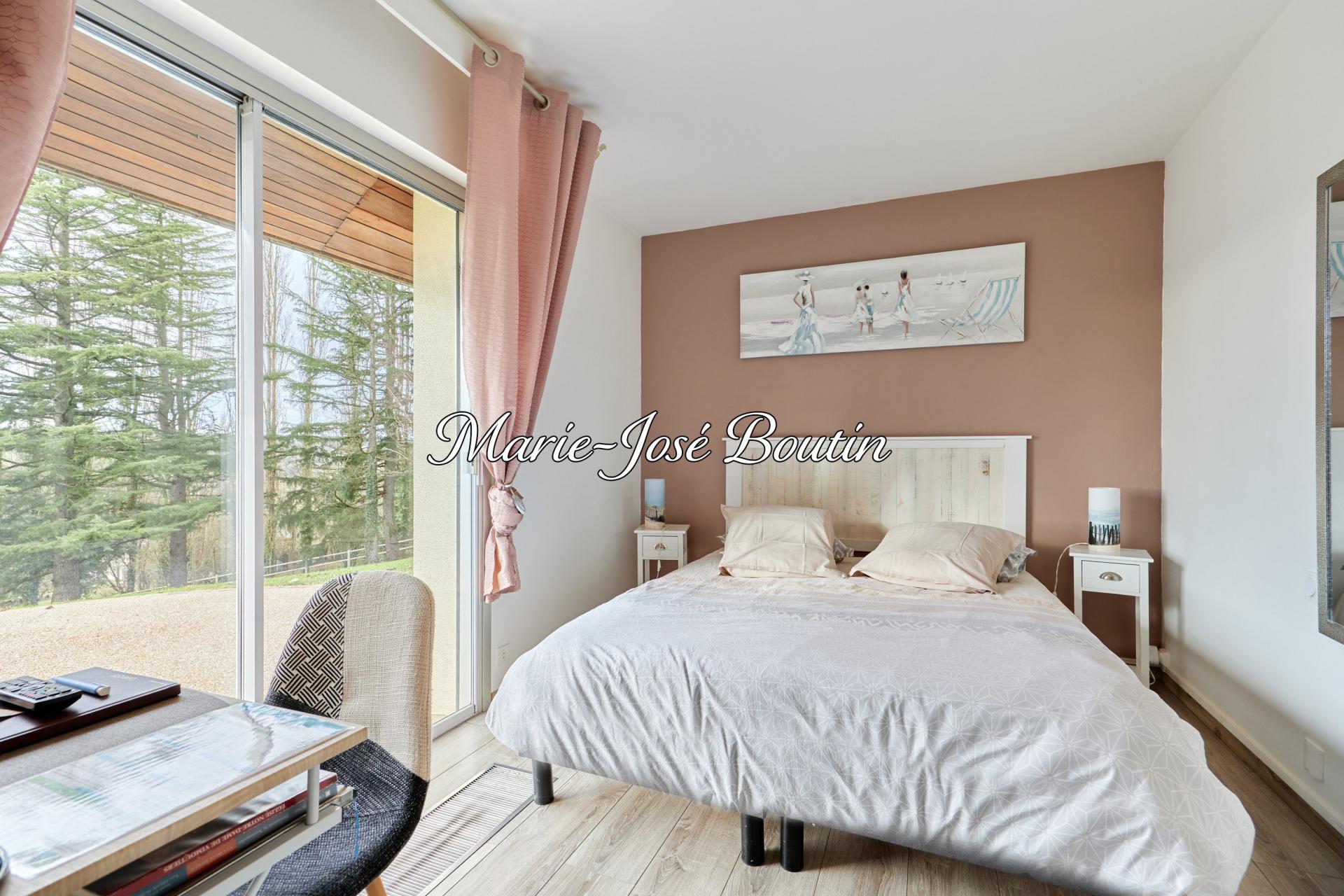 Miniature photo - 13 / 17