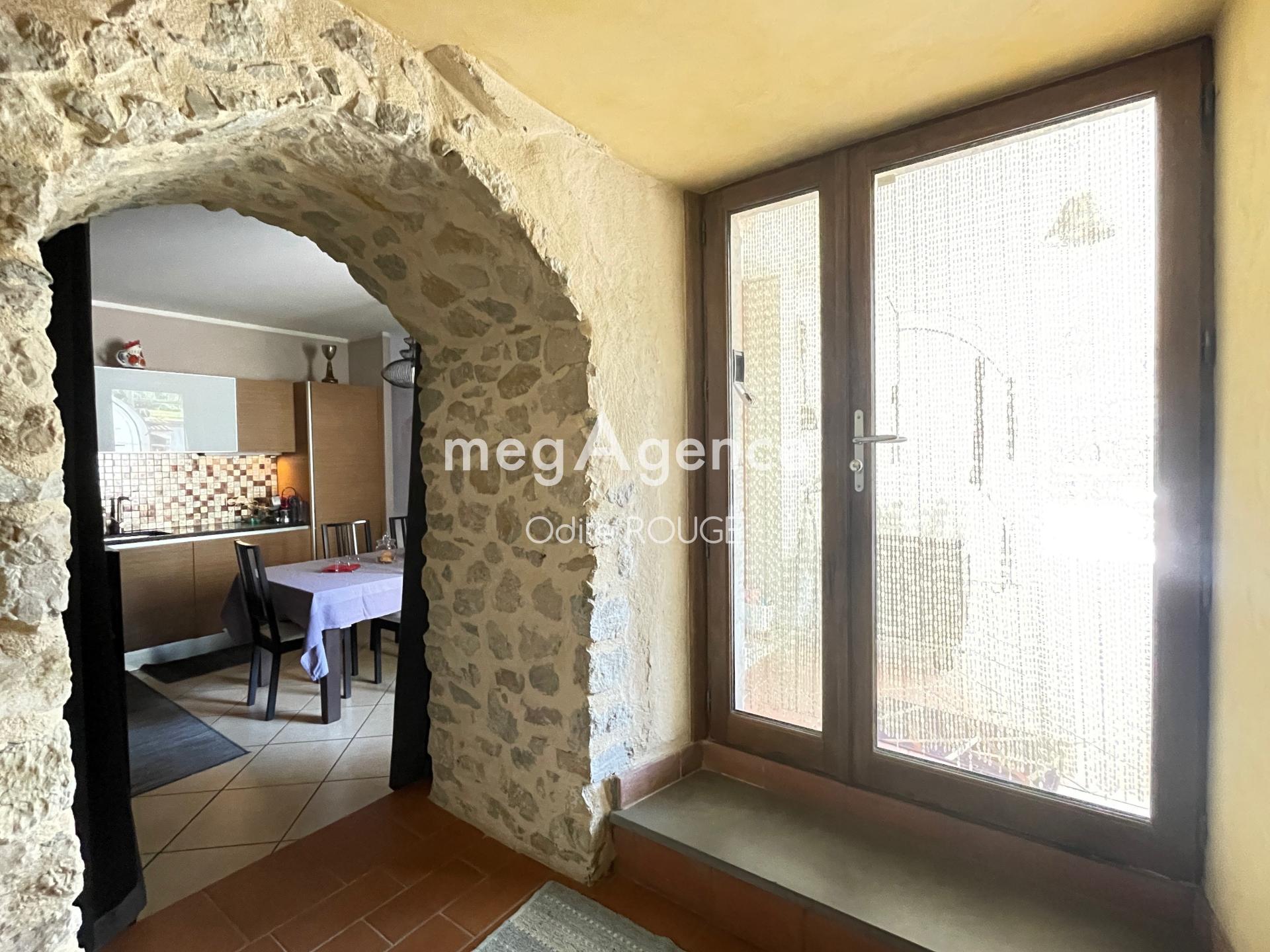 Miniature photo - 2 / 8