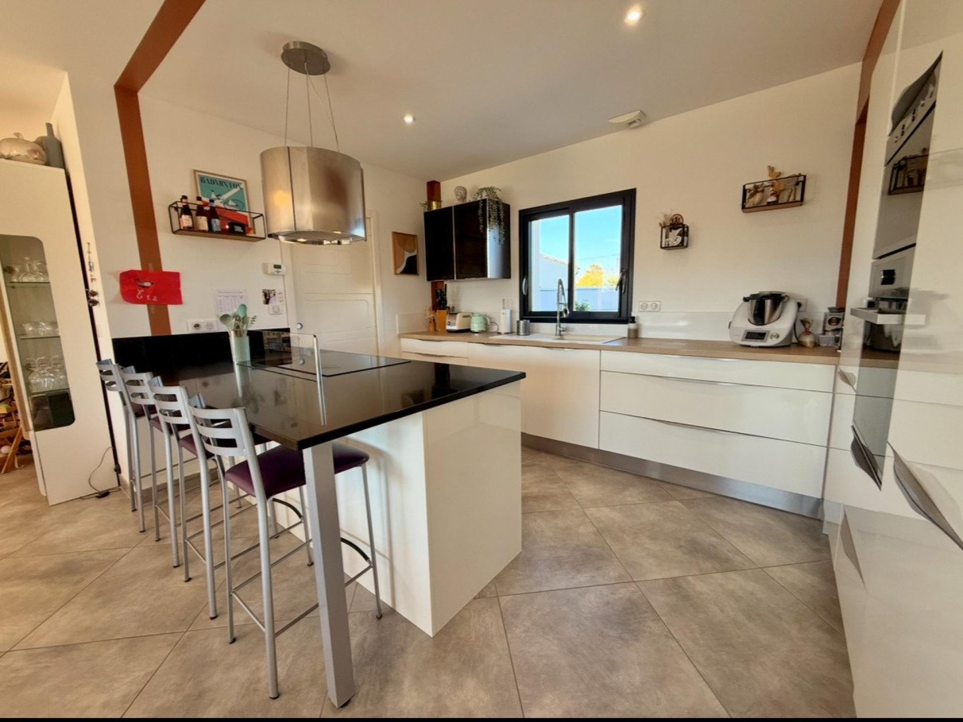 Miniature photo - 4 / 14