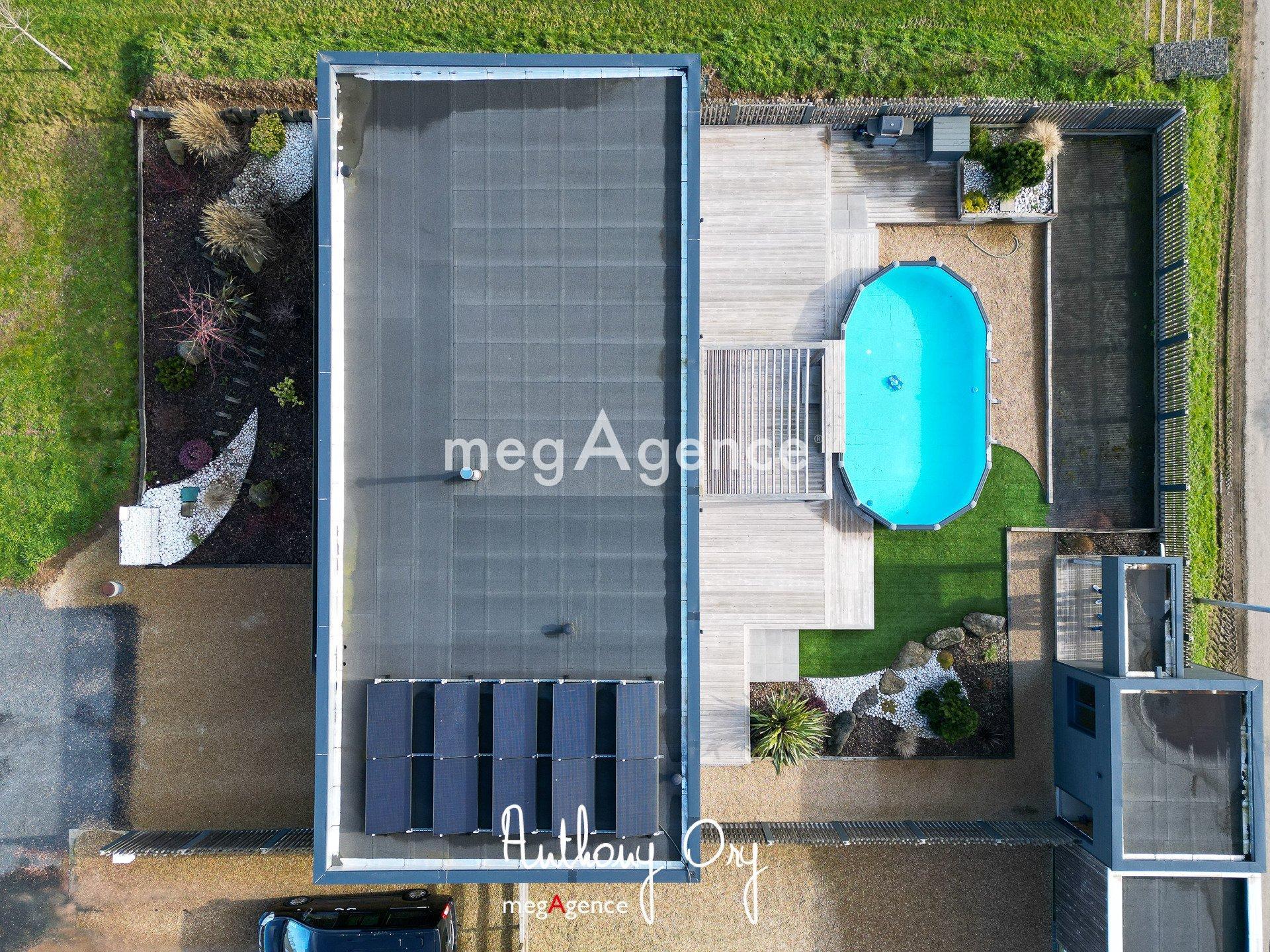 Miniature photo - 3 / 16