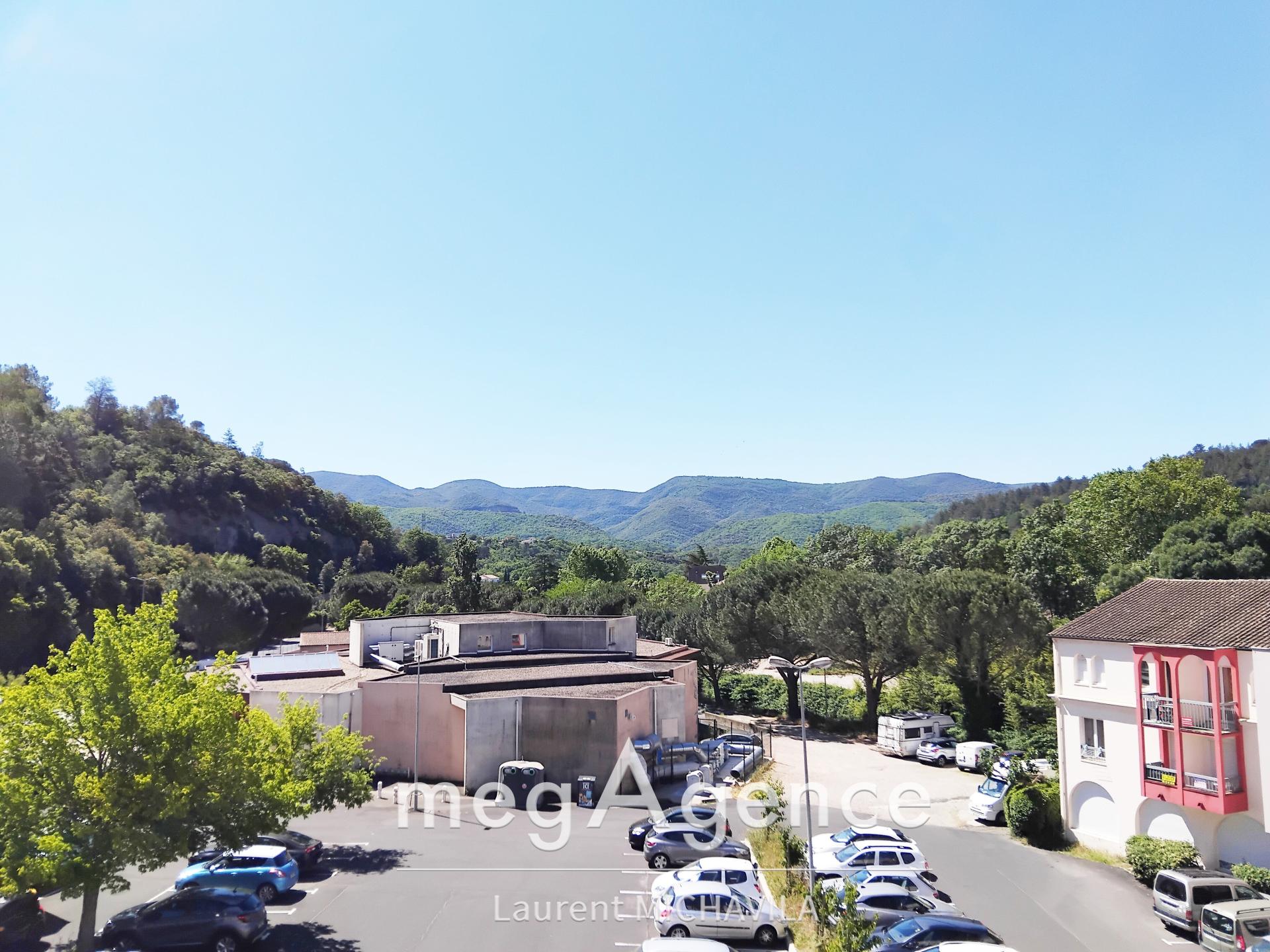 Miniature photo - 2 / 15