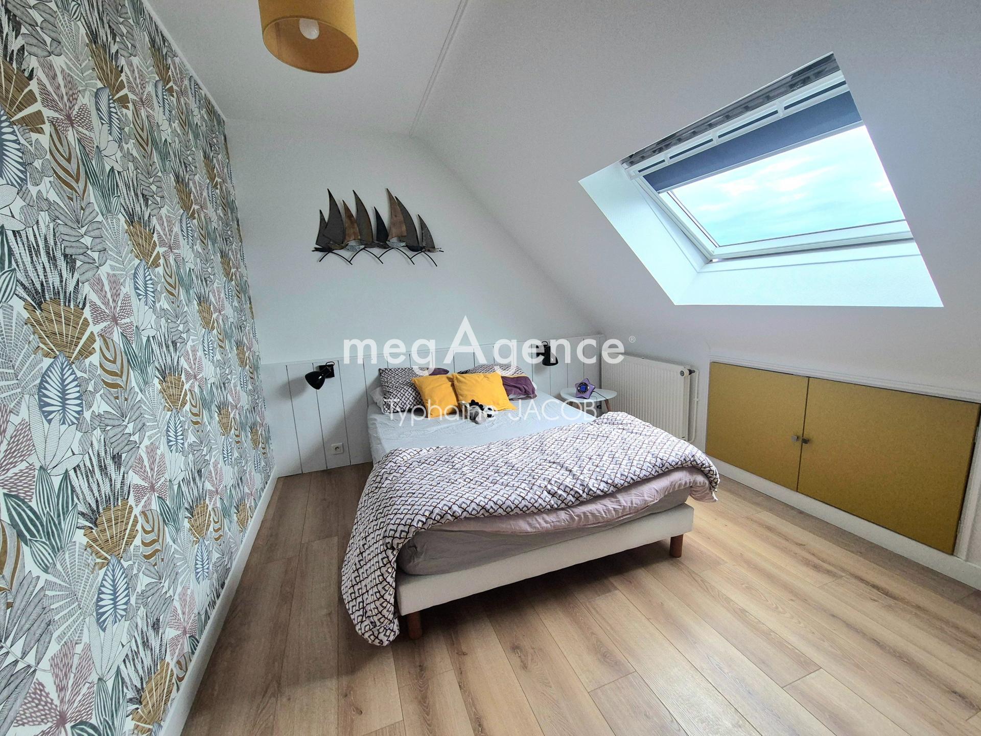 Miniature photo - 12 / 16