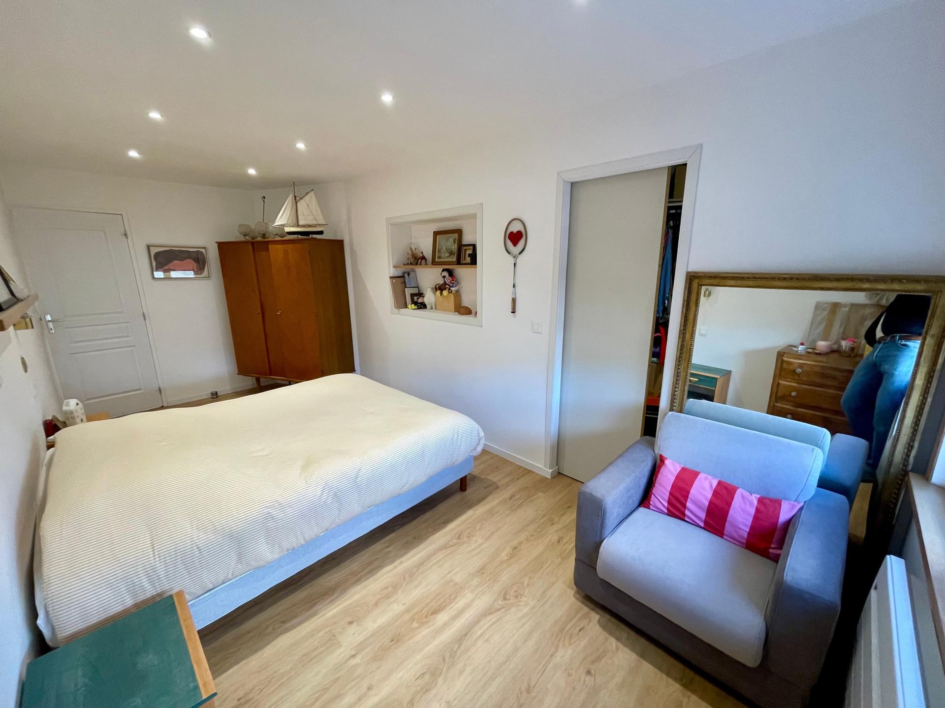 Miniature photo - 12 / 14