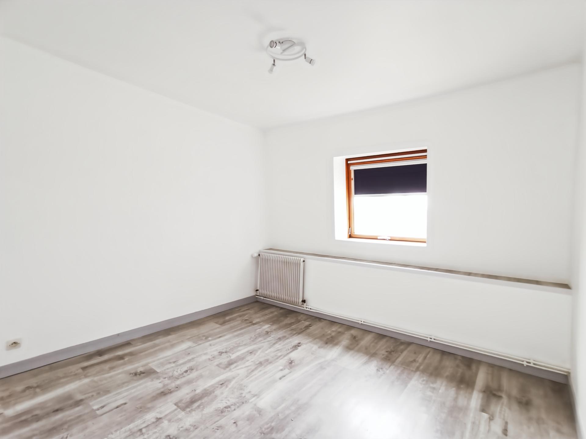 Miniature photo - 2 / 5