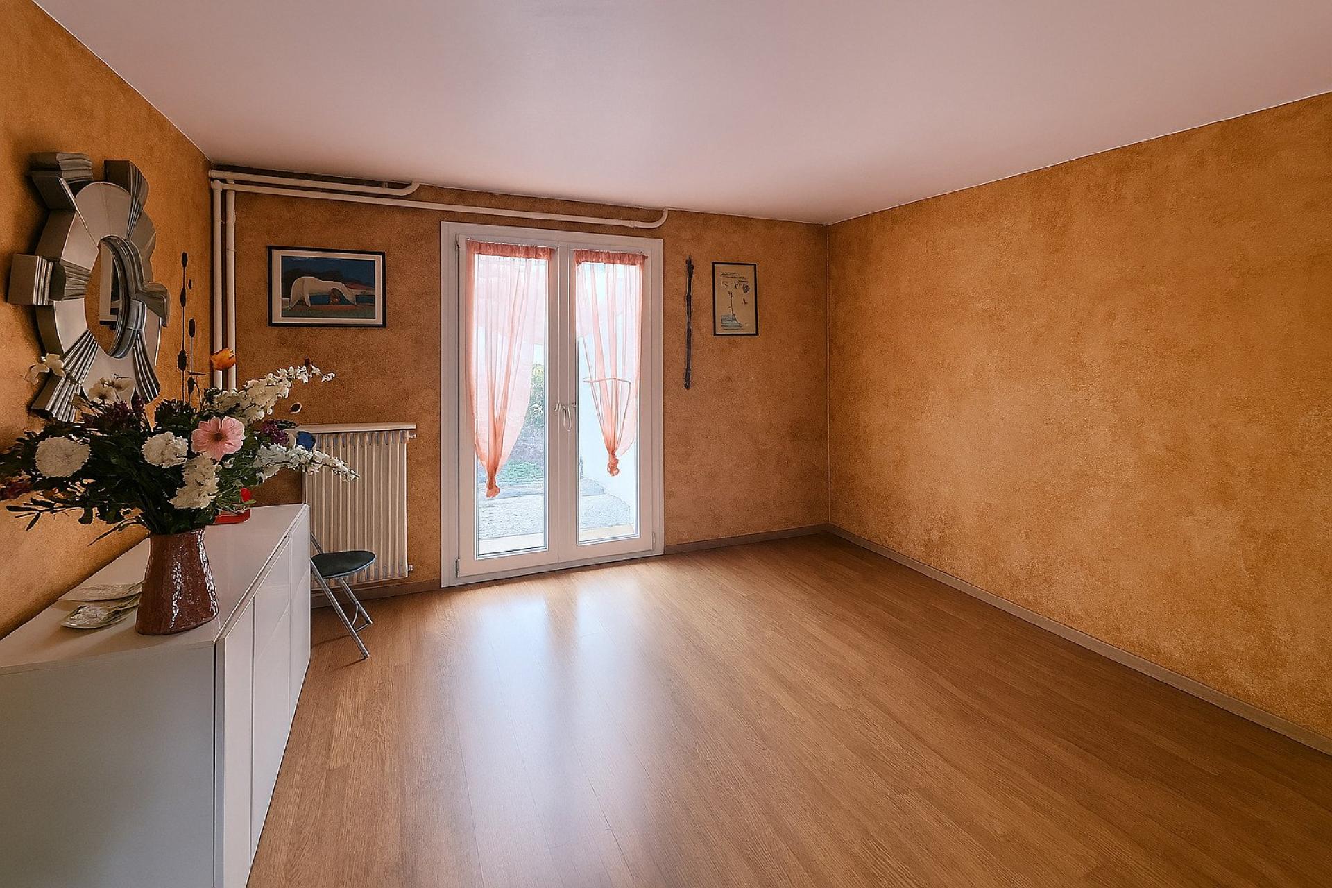 Miniature photo - 4 / 16