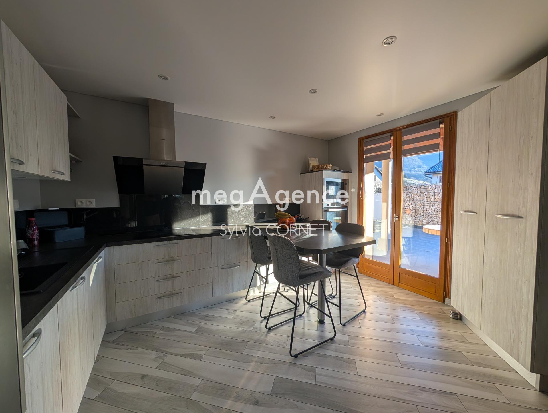 Miniature photo - 6 / 10