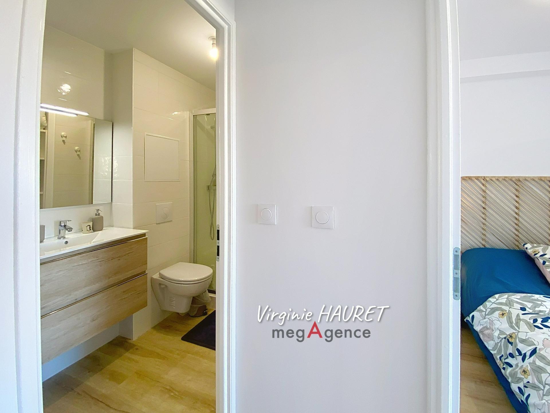 Miniature photo - 10 / 17