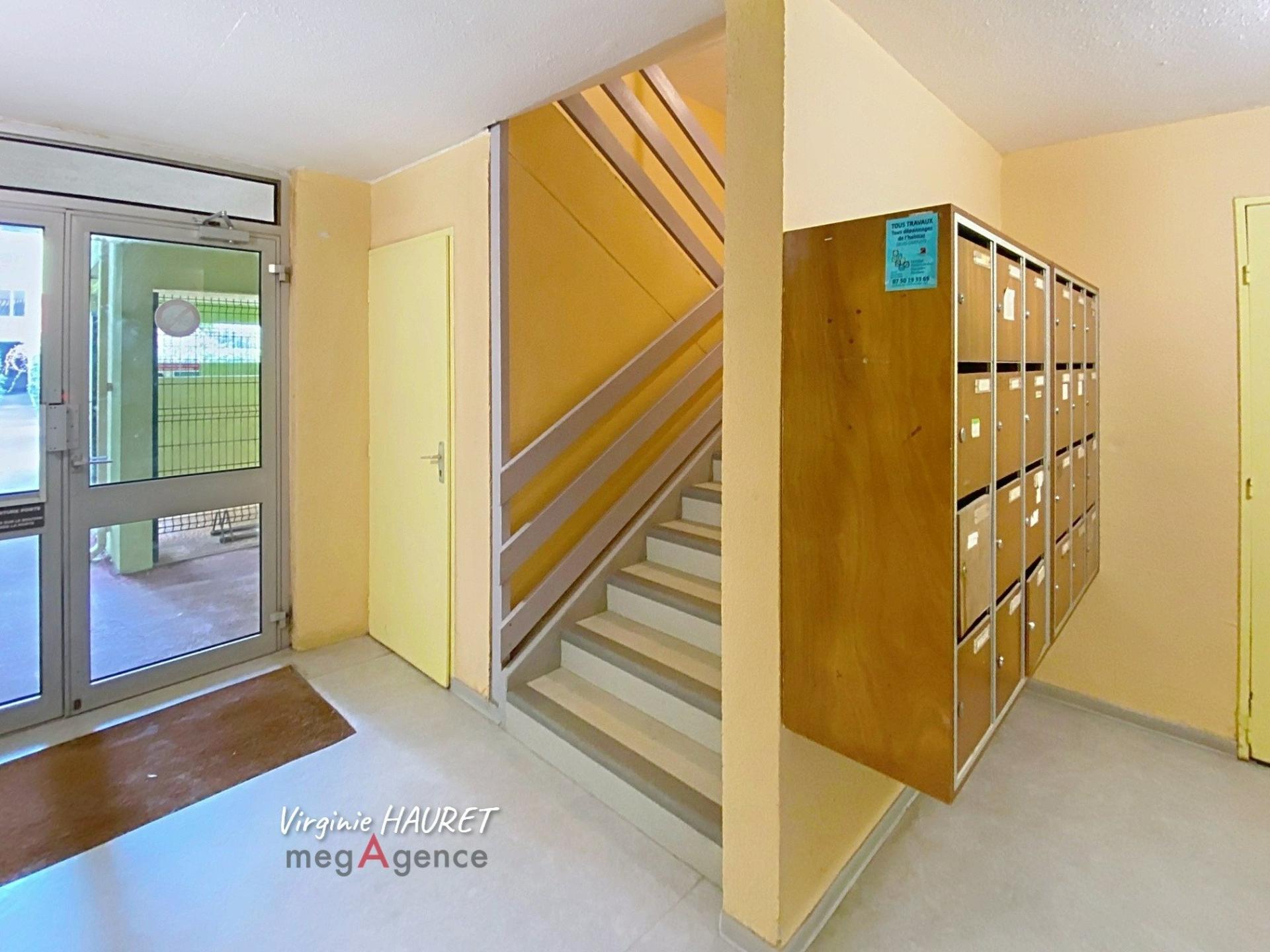 Miniature photo - 12 / 12