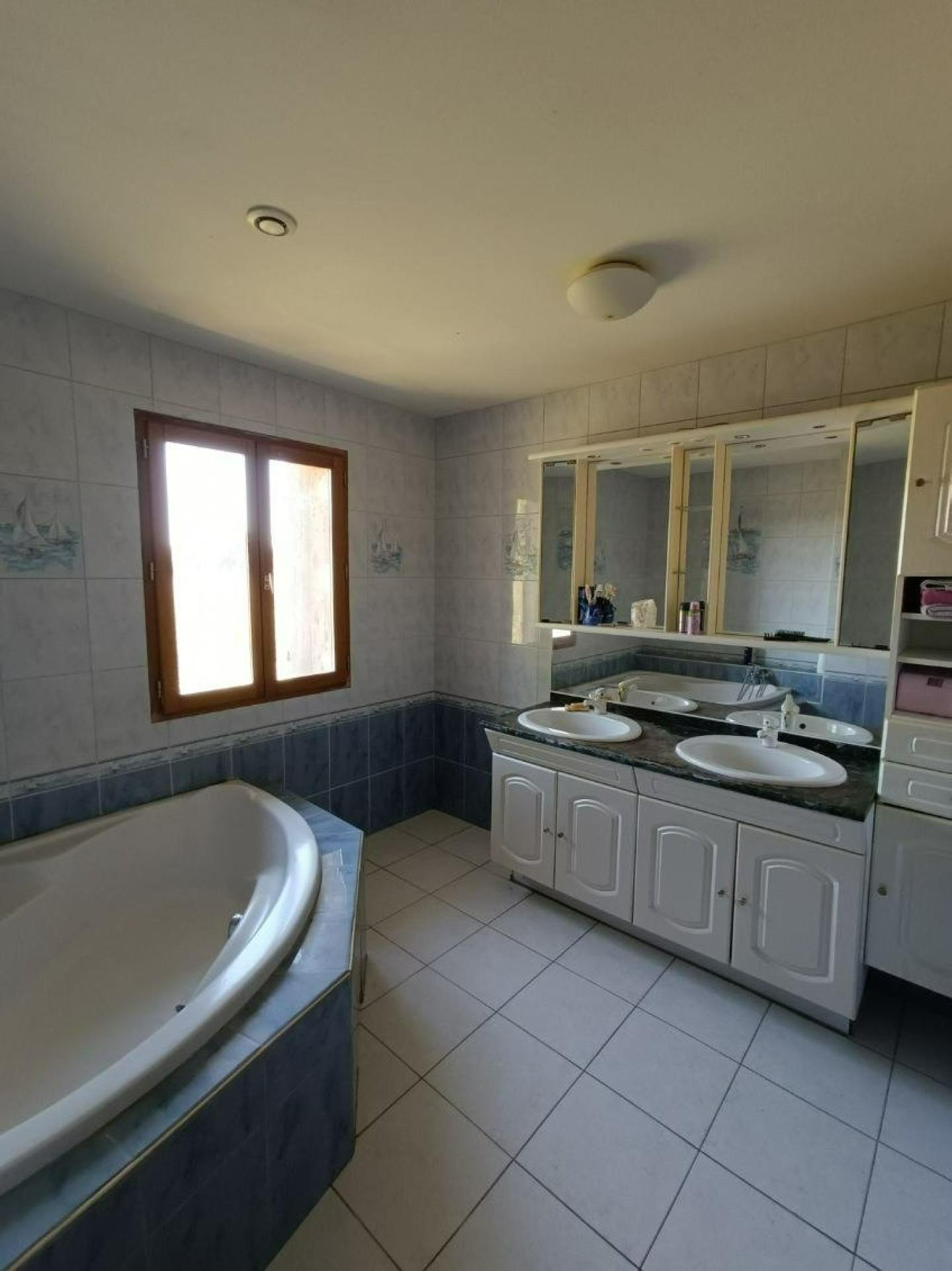 Miniature photo - 6 / 7