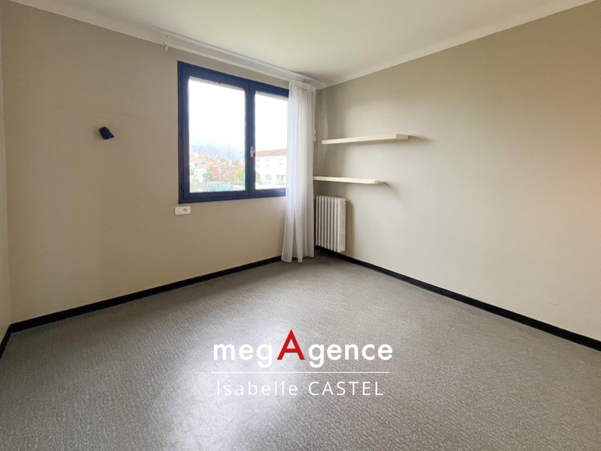 Miniature photo - 8 / 10