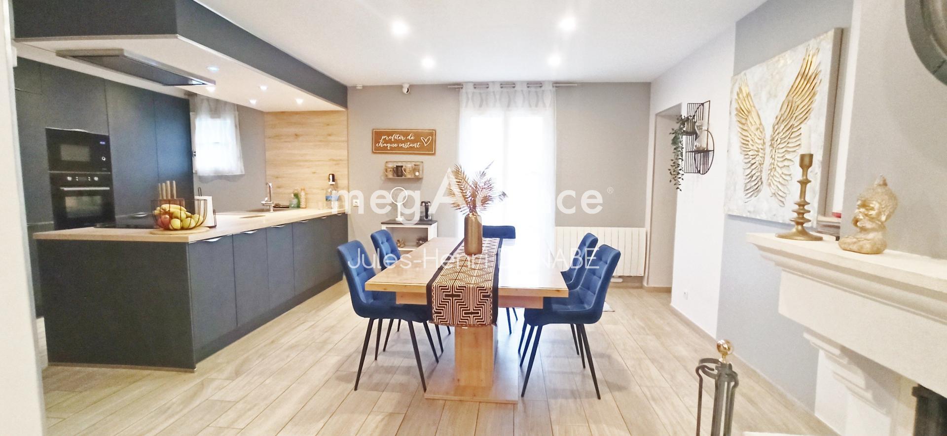 Miniature photo - 2 / 20