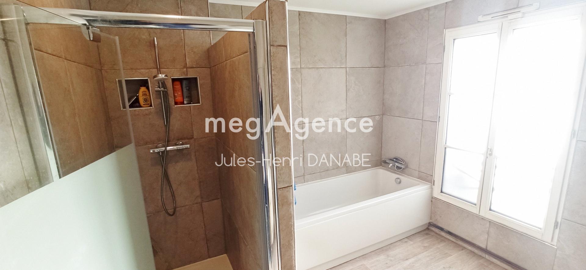 Miniature photo - 8 / 20