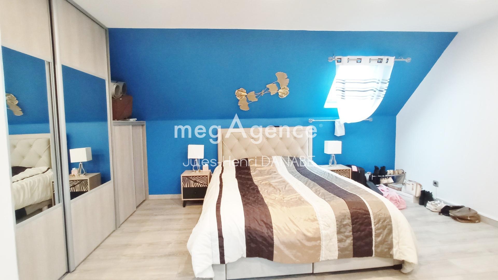 Miniature photo - 12 / 20