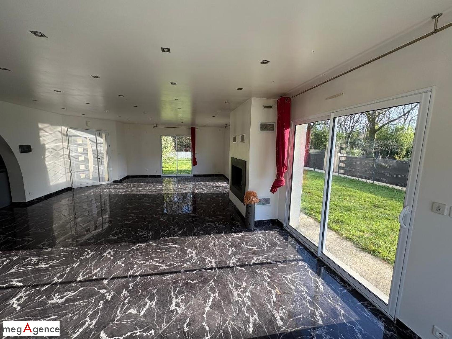 Miniature photo - 3 / 11