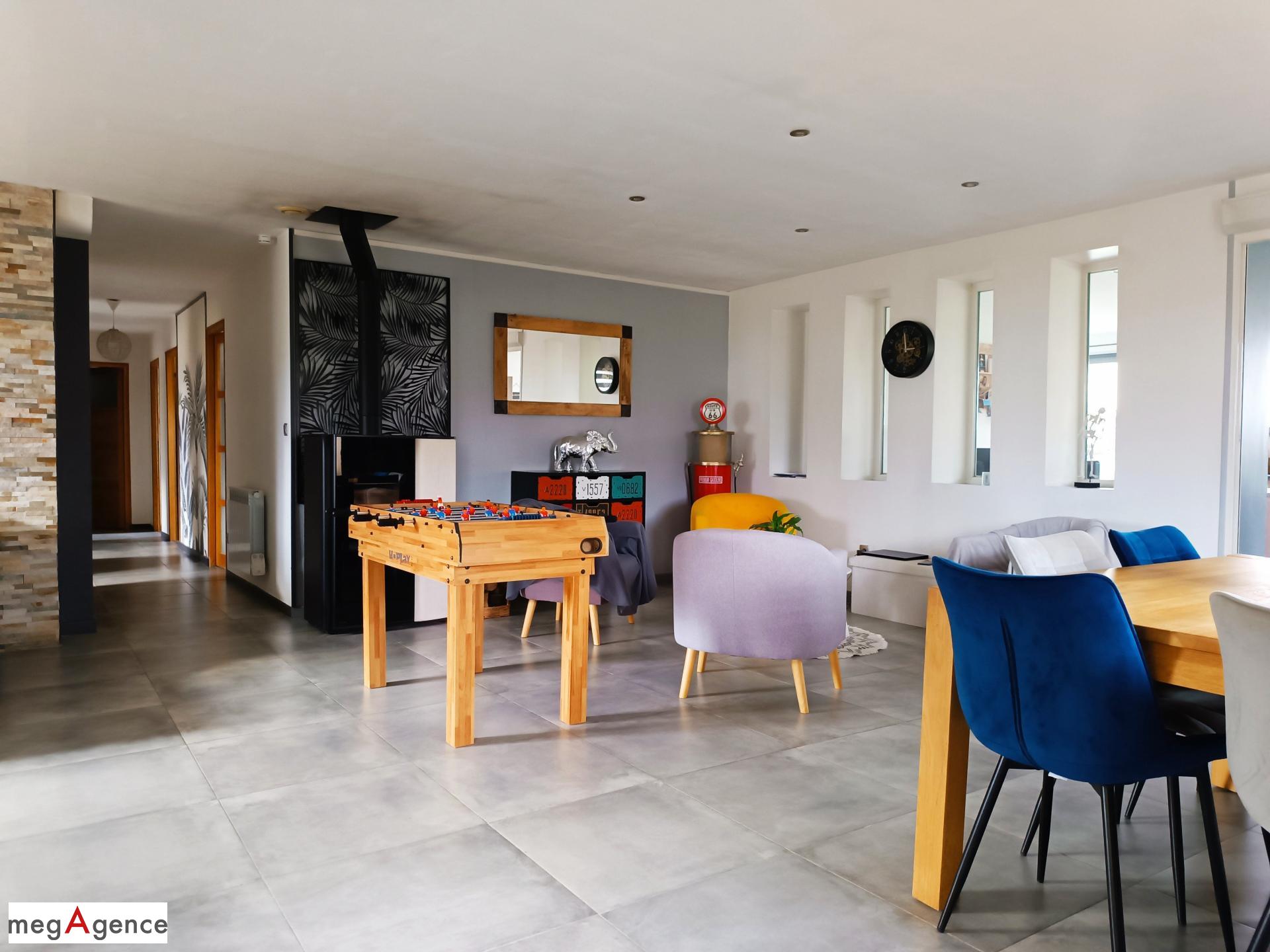 Miniature photo - 2 / 16