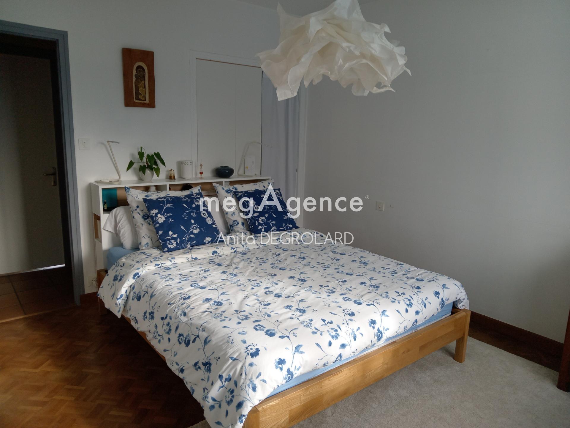 Miniature photo - 11 / 16