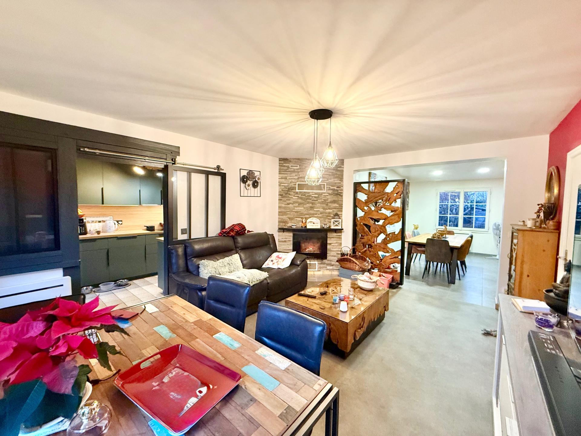 Miniature photo - 2 / 14