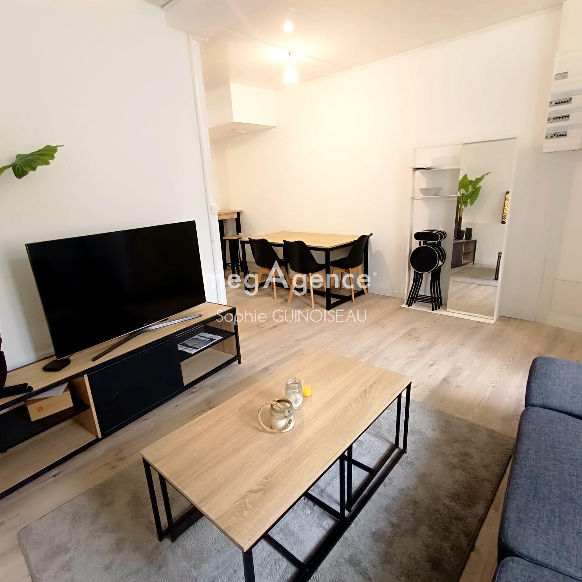 Miniature photo - 2 / 10