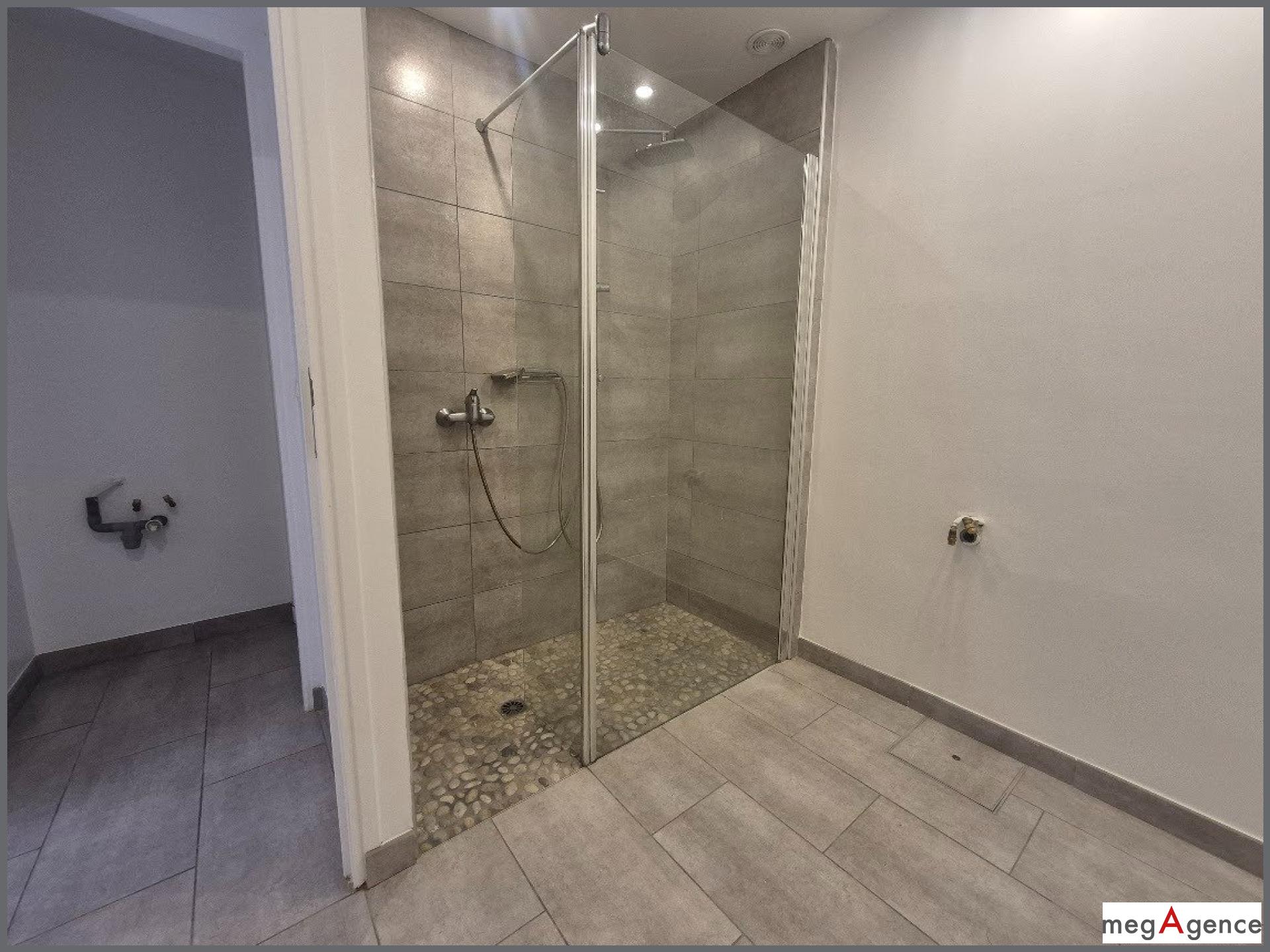 Miniature photo - 7 / 7