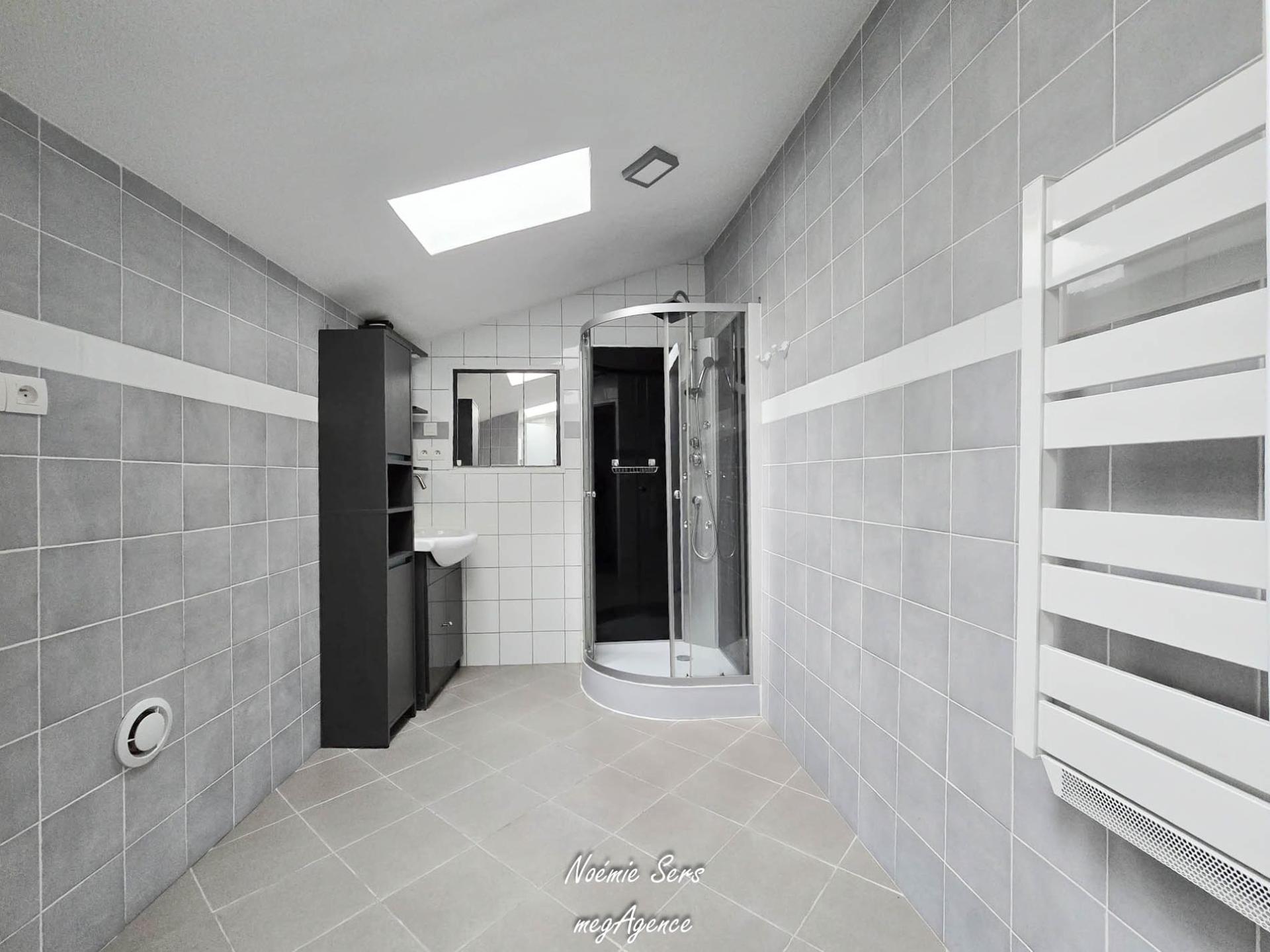 Miniature photo - 6 / 10