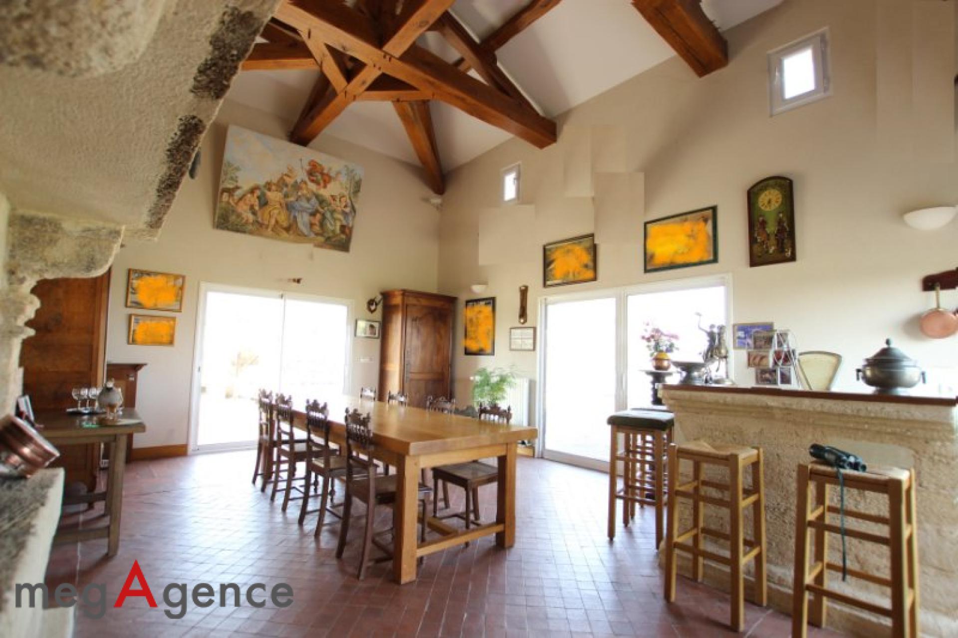 Miniature photo - 2 / 10