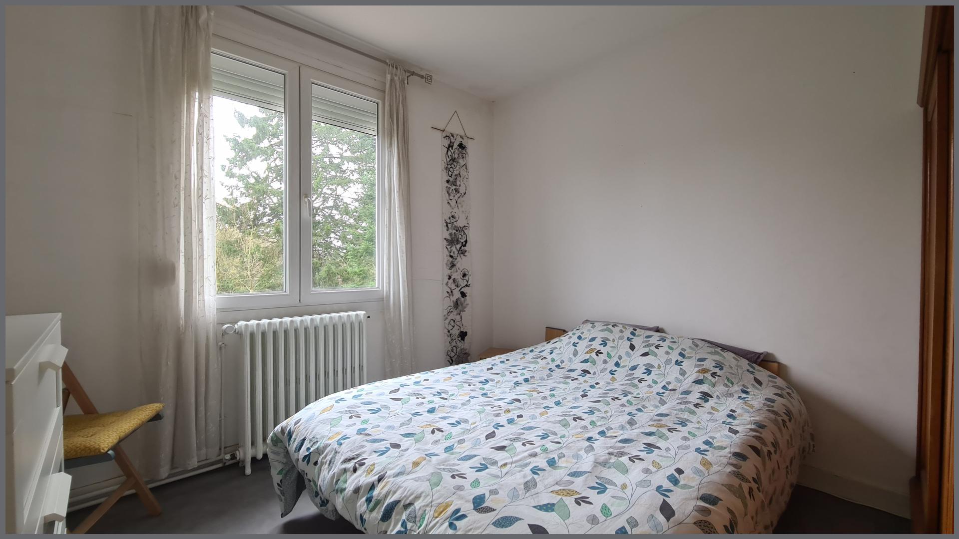 Miniature photo - 8 / 16