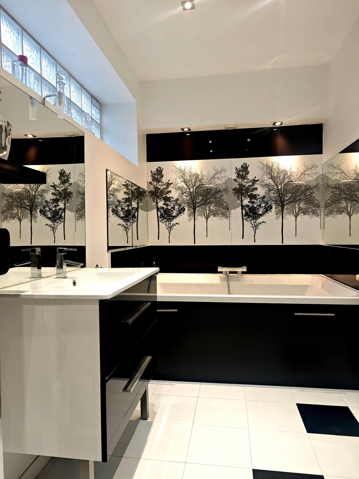 Miniature photo - 4 / 7