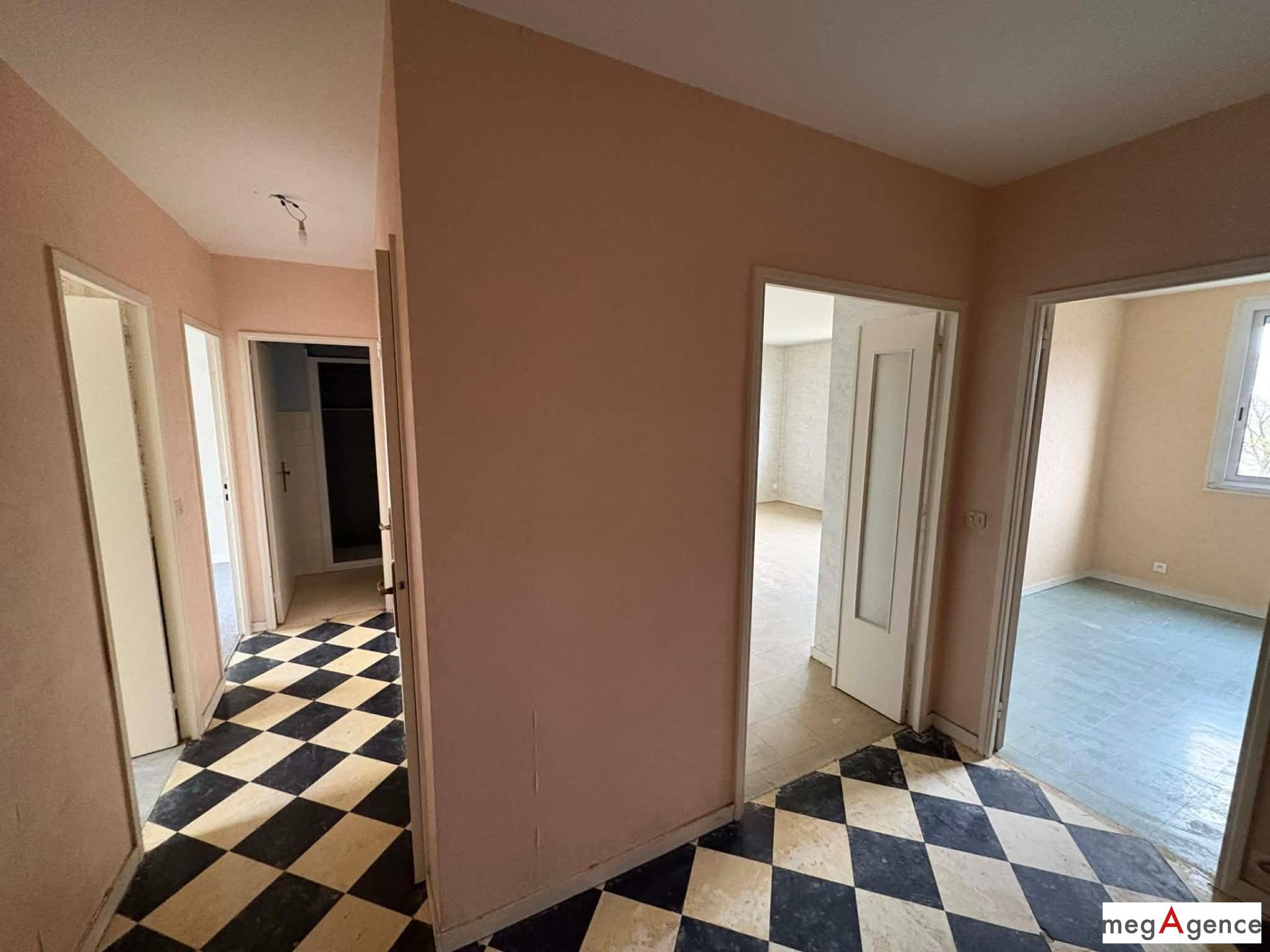 Miniature photo - 2 / 8