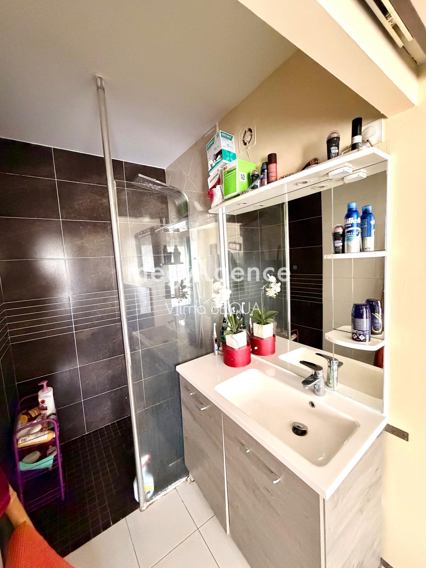 Miniature photo - 20 / 20