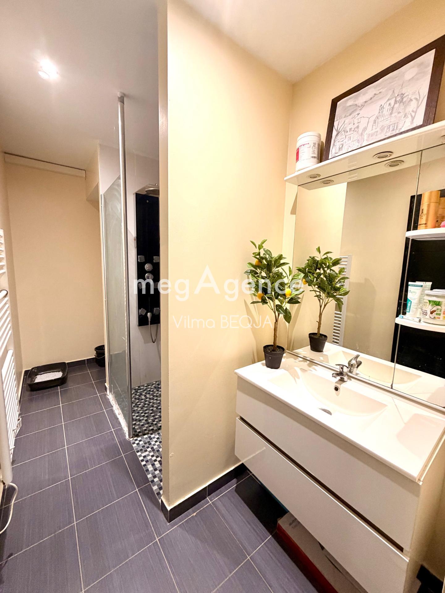 Miniature photo - 19 / 20