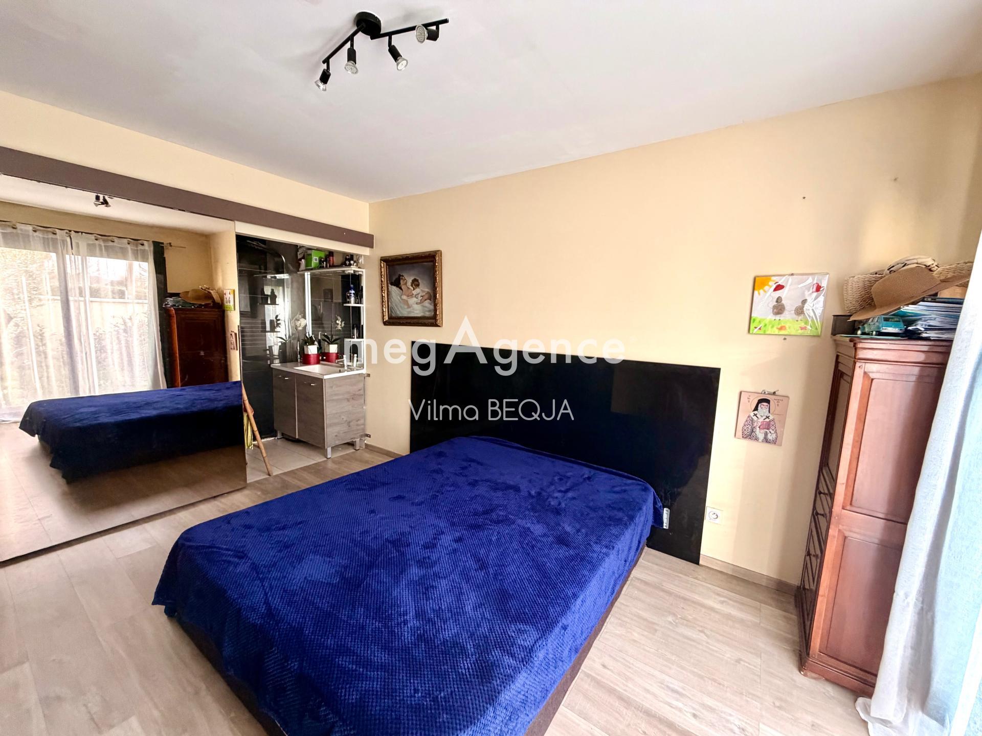 Miniature photo - 10 / 20