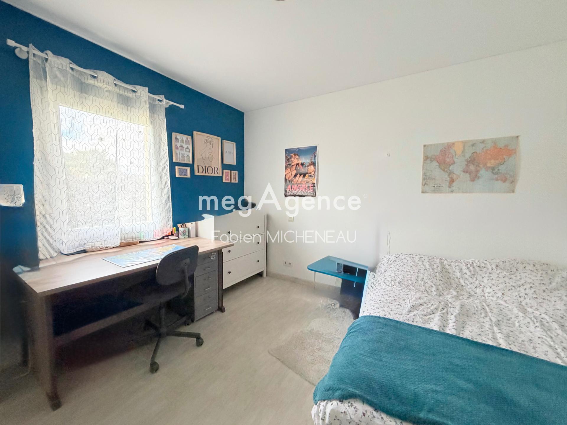 Miniature photo - 9 / 12