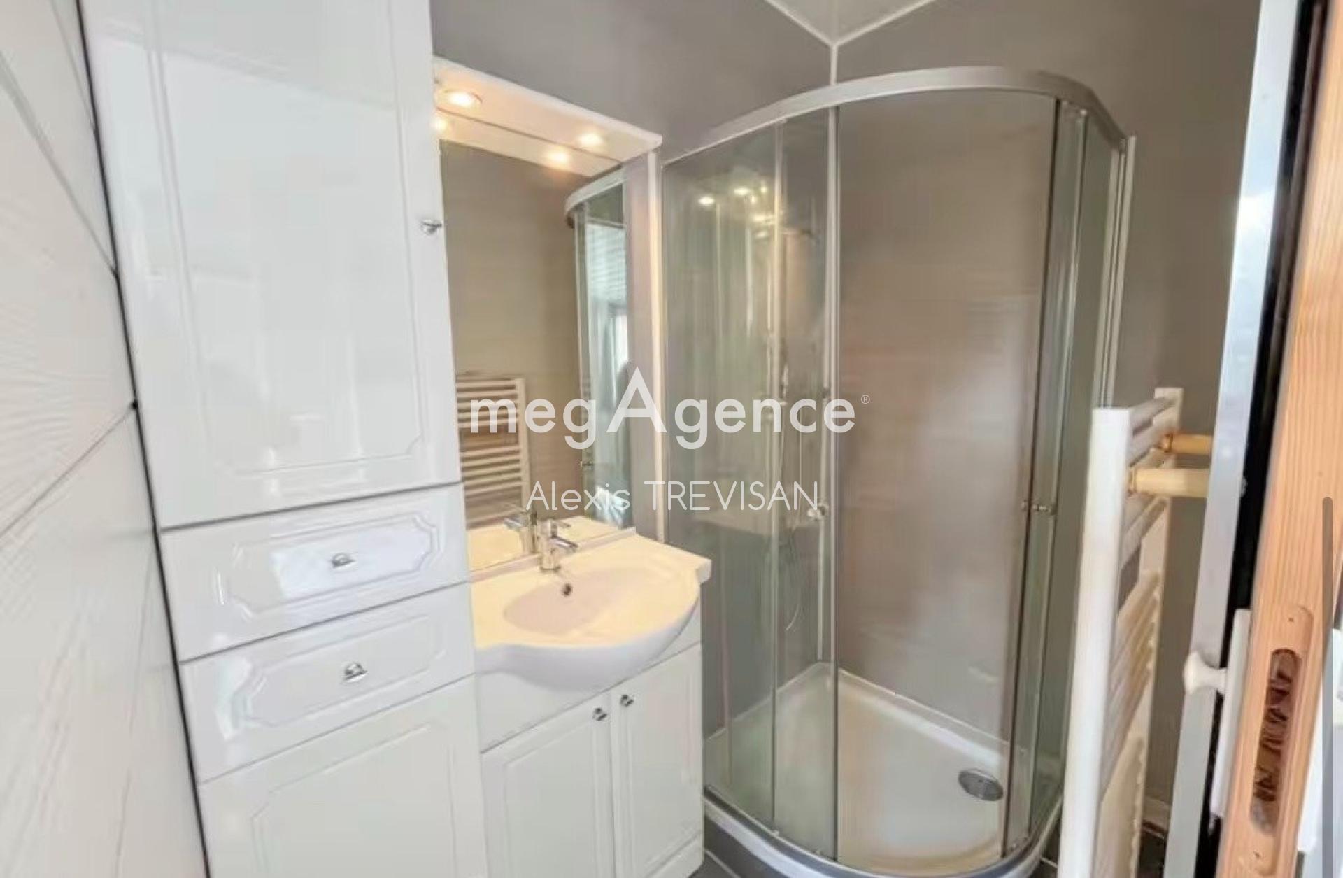 Miniature photo - 17 / 20